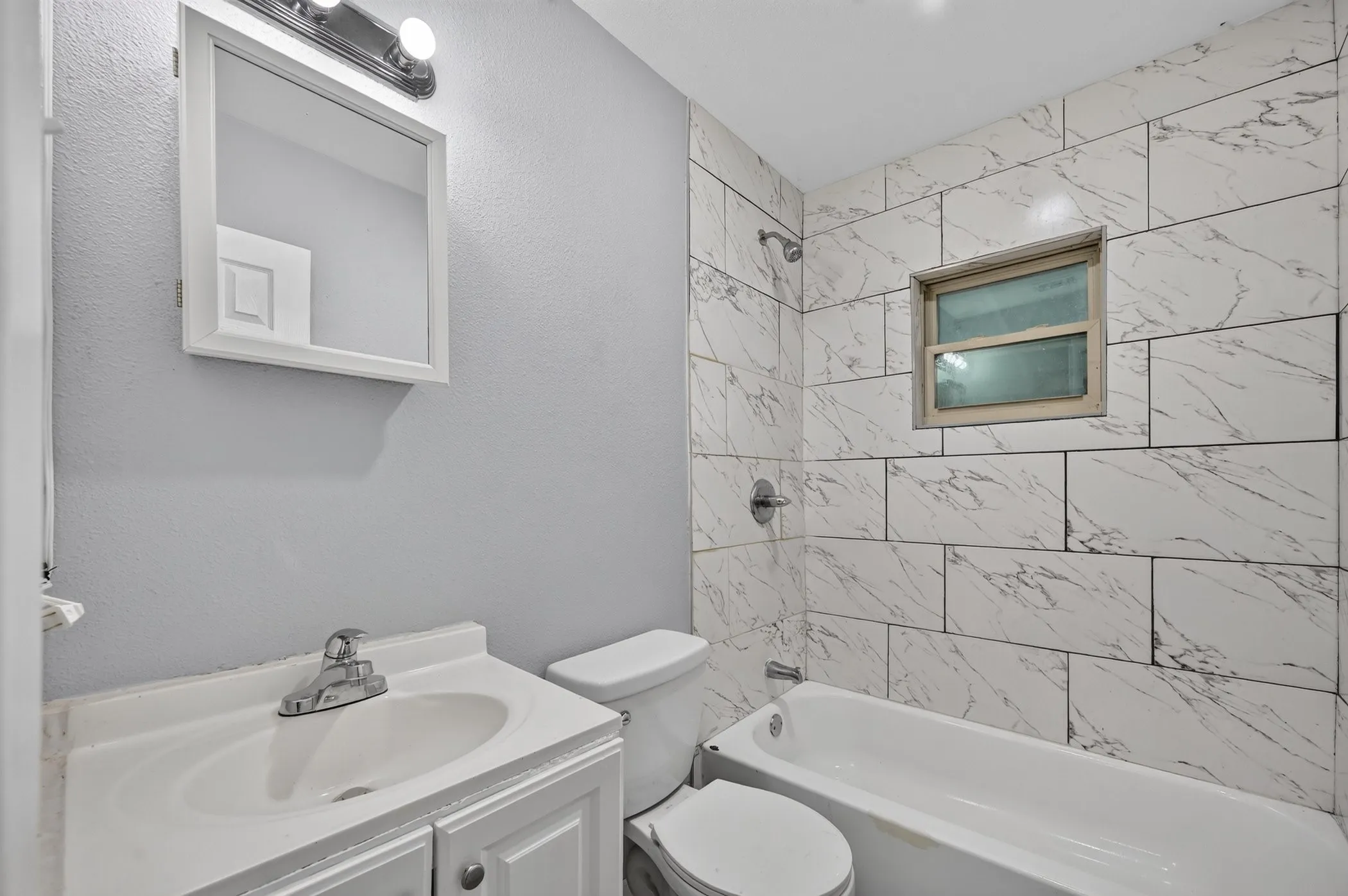 Single Family Residence For Sale in Dallas County , 8323 Lapanto Lane, Dallas, Texas 75227, 3 Bedroom, 2 Bathroom, Garage spaces, 1,013 Sqft, built in 1947, Price $315,000, mls#21358526, Real Estate Agent in Dallas, Homes For Sale in Dallas county, Homes For Sale in Dallas, Realtor in Dallas Texas, Real Estate Brokerage Independent Realty Texas, Luminita Cordes Realtor