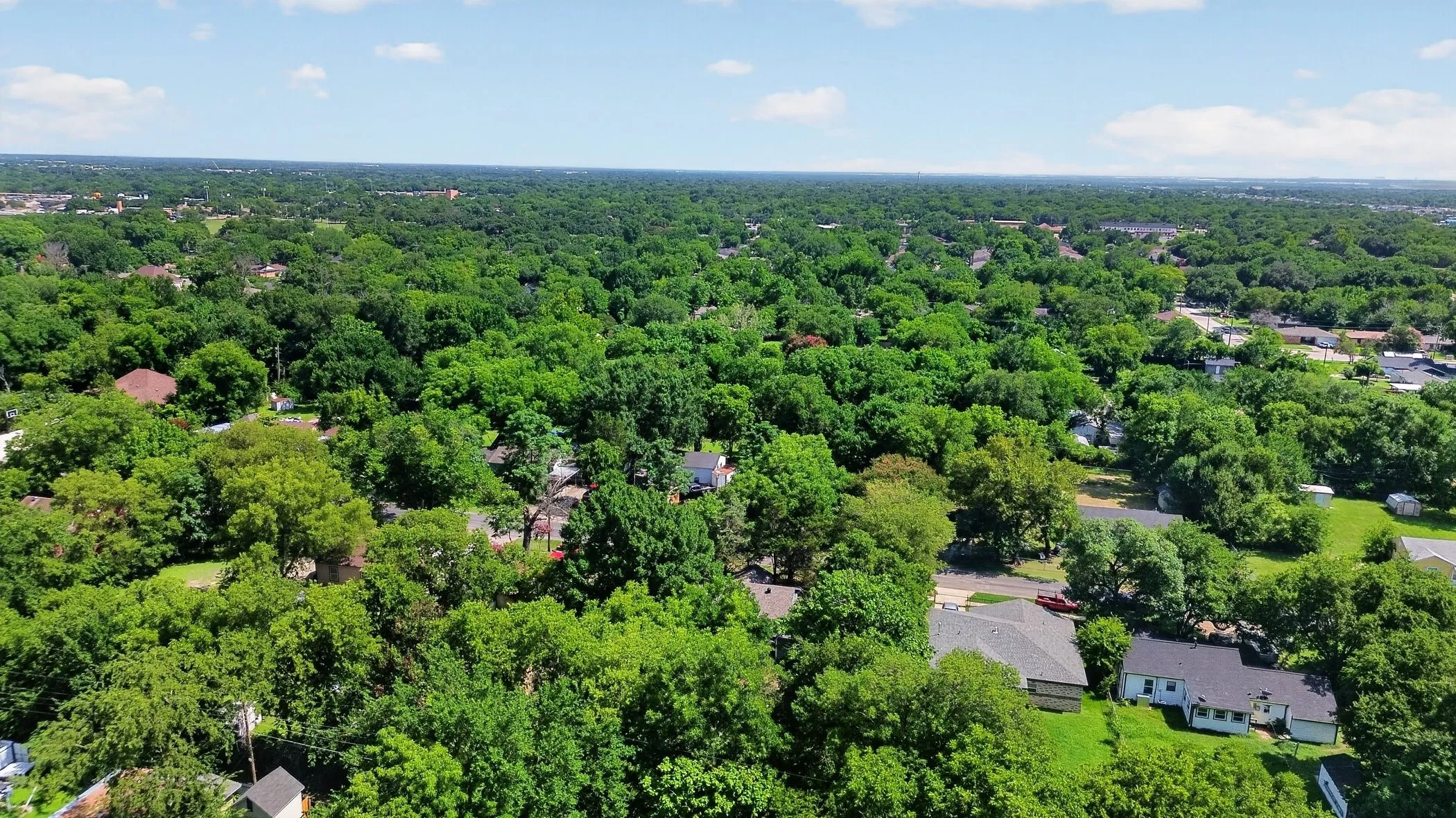Single Family Residence For Sale in Dallas County , 8323 Lapanto Lane, Dallas, Texas 75227, 3 Bedroom, 2 Bathroom, Garage spaces, 1,013 Sqft, built in 1947, Price $315,000, mls#21358526, Real Estate Agent in Dallas, Homes For Sale in Dallas county, Homes For Sale in Dallas, Realtor in Dallas Texas, Real Estate Brokerage Independent Realty Texas, Luminita Cordes Realtor