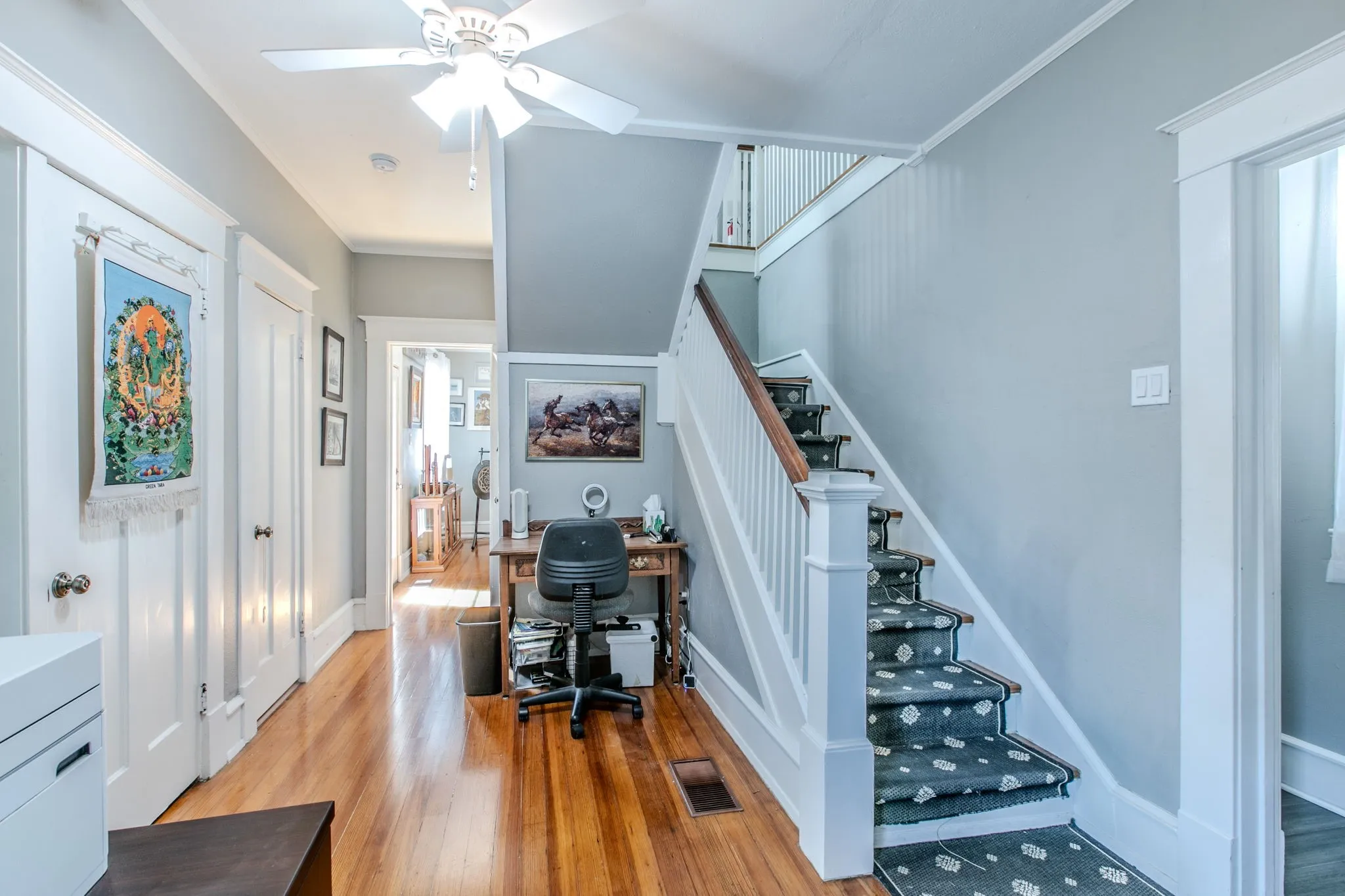 Single Family Residence For Sale in Mc Lennan County , 2512 Austin Avenue, Waco, Texas 76710, 4 Bedroom, 3 Bathroom, Garage spaces, 2,686 Sqft, built in 1929, mls#21358027, Real Estate Agent in Waco, Homes For Sale in Mc Lennan county, Homes For Sale in Waco, Realtor in Waco Texas, Real Estate Brokerage Independent Realty Texas, Luminita Cordes Realtor