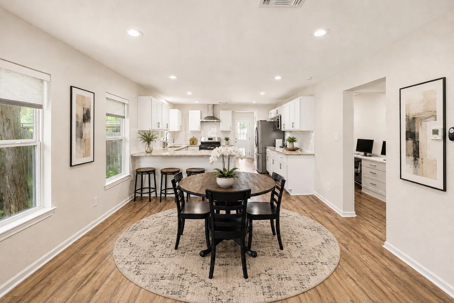 Single Family Residence For Sale in Dallas County , 700 Cristler Avenue, Dallas, Texas 75223, 2 Bedroom, 2 Bathroom, Garage spaces, 1,288 Sqft, built in 1916, mls#21346056, Real Estate Agent in Dallas, Homes For Sale in Dallas county, Homes For Sale in Dallas, Realtor in Dallas Texas, Real Estate Brokerage Independent Realty Texas, Luminita Cordes Realtor