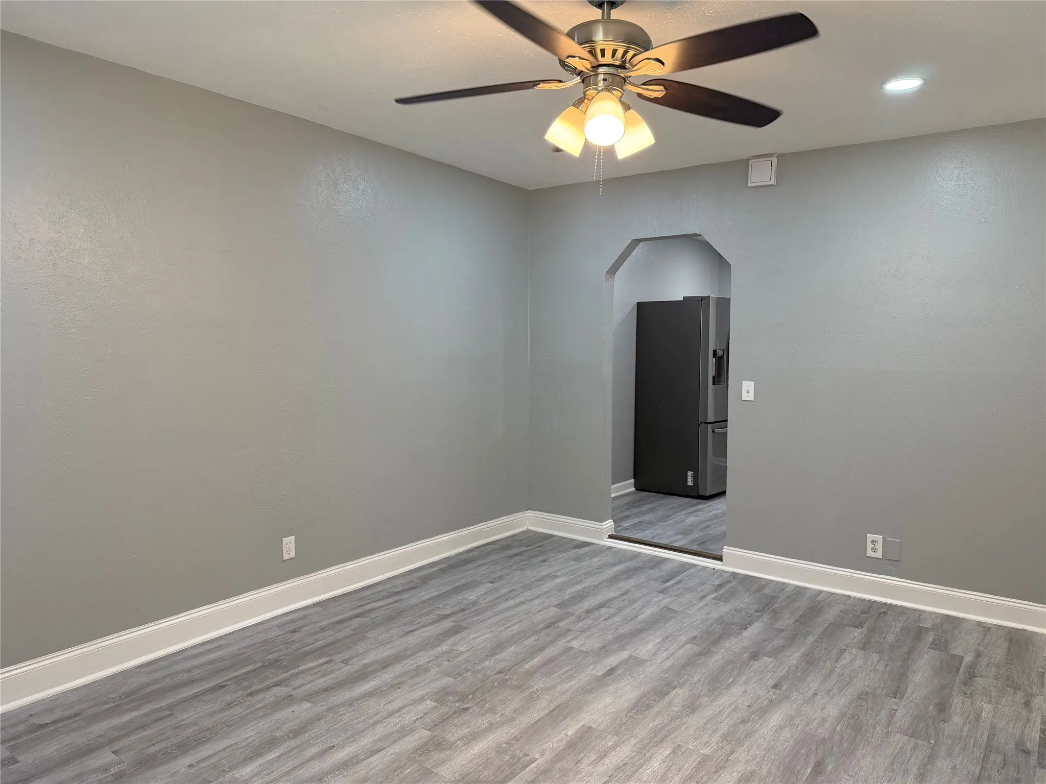 Duplex For Rent in Tarrant County , 2507 Normont Circle, Fort Worth, Texas 76103, 2 Bedroom, 1 Bathroom, 1 Garage spaces, 774 Sqft, built in 1954, mls#21358547, Real Estate Agent in Fort Worth, Homes For Rent in Tarrant county, Homes For Rent in Fort Worth, Realtor in Fort Worth Texas, Real Estate Brokerage Independent Realty Texas, Luminita Cordes Realtor