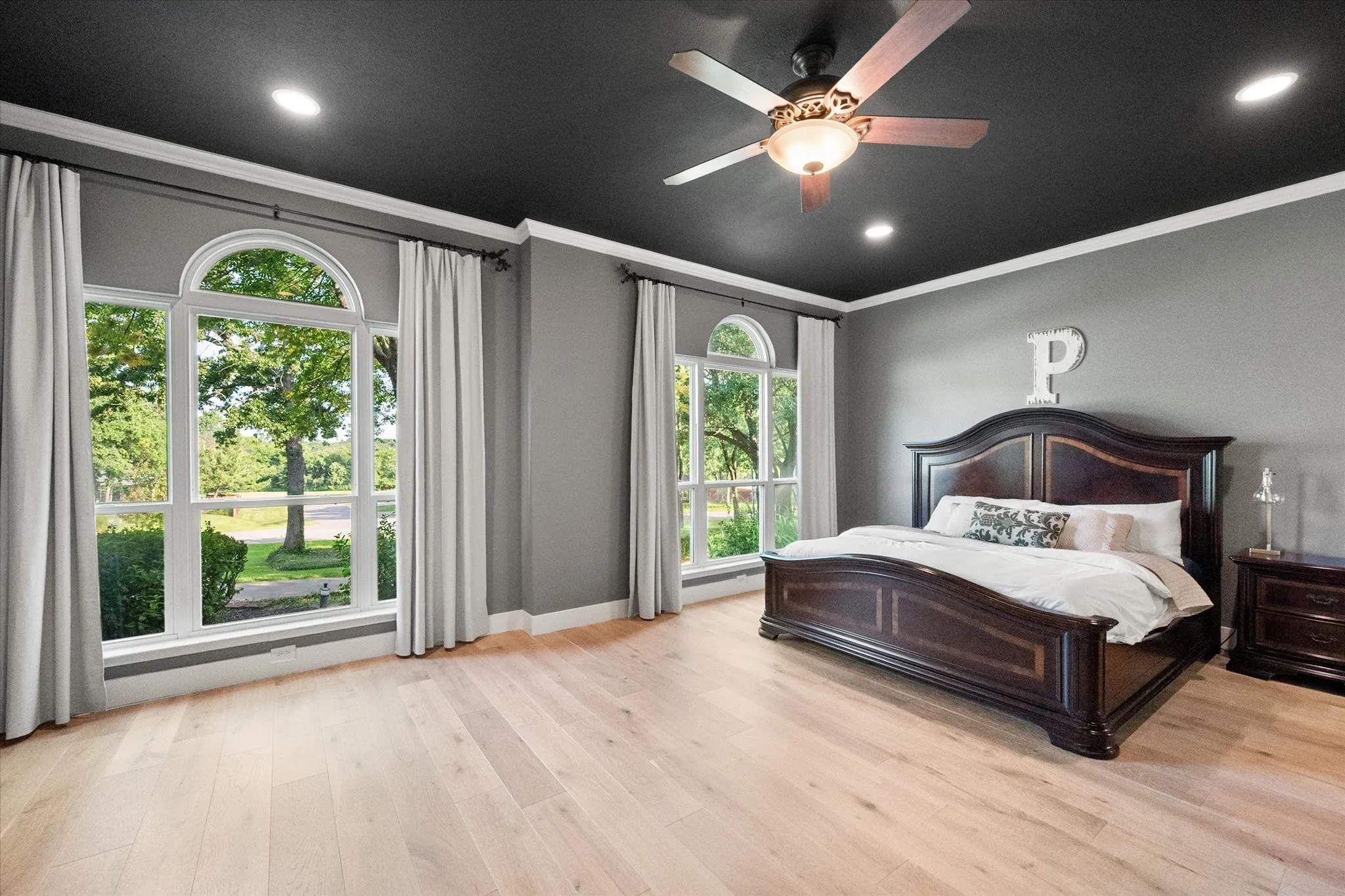 Single Family Residence For Sale in Johnson County , 3400 Wild Oaks Court, Burleson, Texas 76028, 5 Bedroom, 5 Bathroom, 4 Garage spaces, 4,224 Sqft, built in 1995, mls#21358500, Real Estate Agent in Burleson, Homes For Sale in Johnson county, Homes For Sale in Burleson, Realtor in Burleson Texas, Real Estate Brokerage Independent Realty Texas, Luminita Cordes Realtor