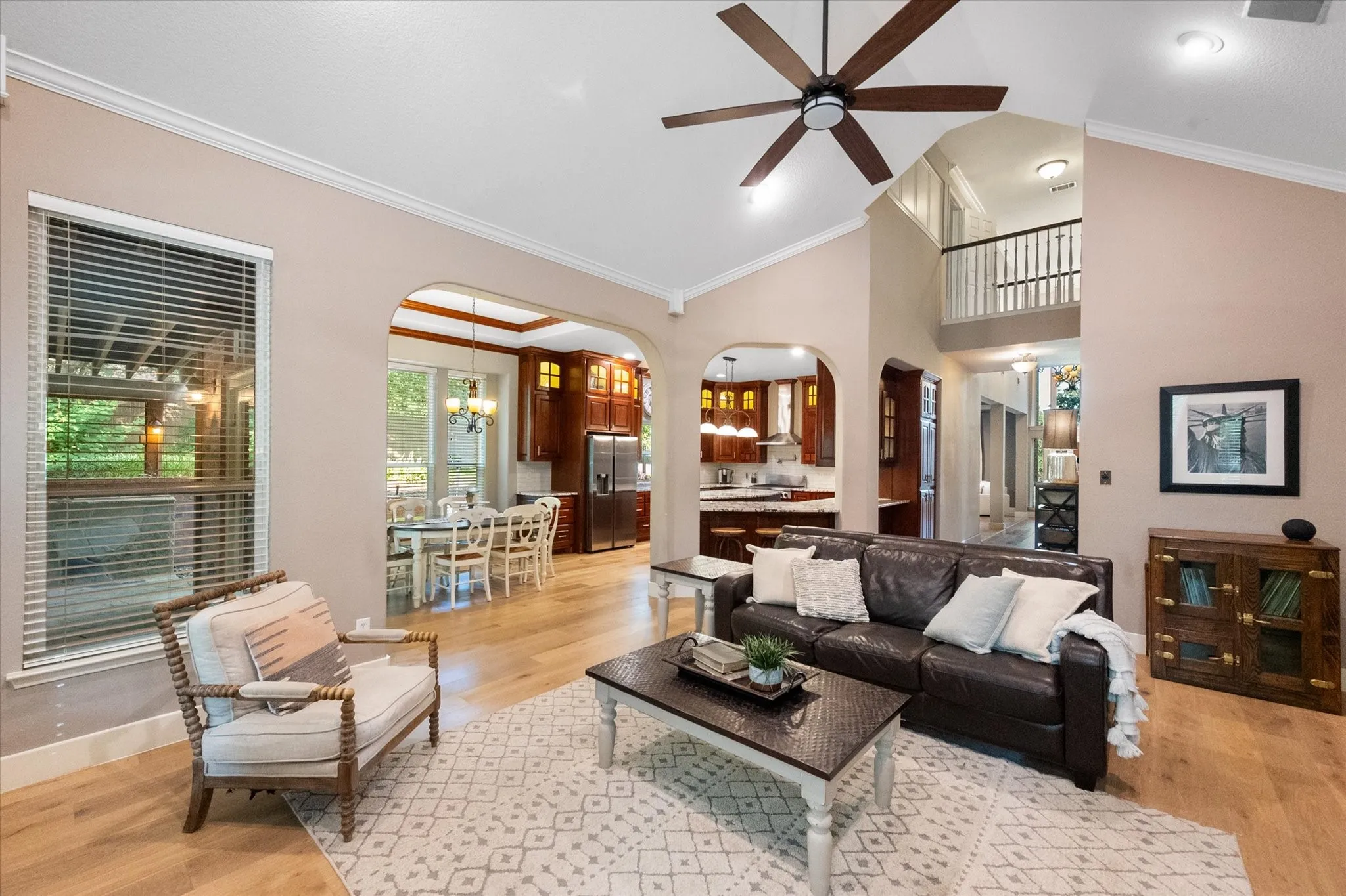 Single Family Residence For Sale in Johnson County , 3400 Wild Oaks Court, Burleson, Texas 76028, 5 Bedroom, 5 Bathroom, 4 Garage spaces, 4,224 Sqft, built in 1995, mls#21358500, Real Estate Agent in Burleson, Homes For Sale in Johnson county, Homes For Sale in Burleson, Realtor in Burleson Texas, Real Estate Brokerage Independent Realty Texas, Luminita Cordes Realtor