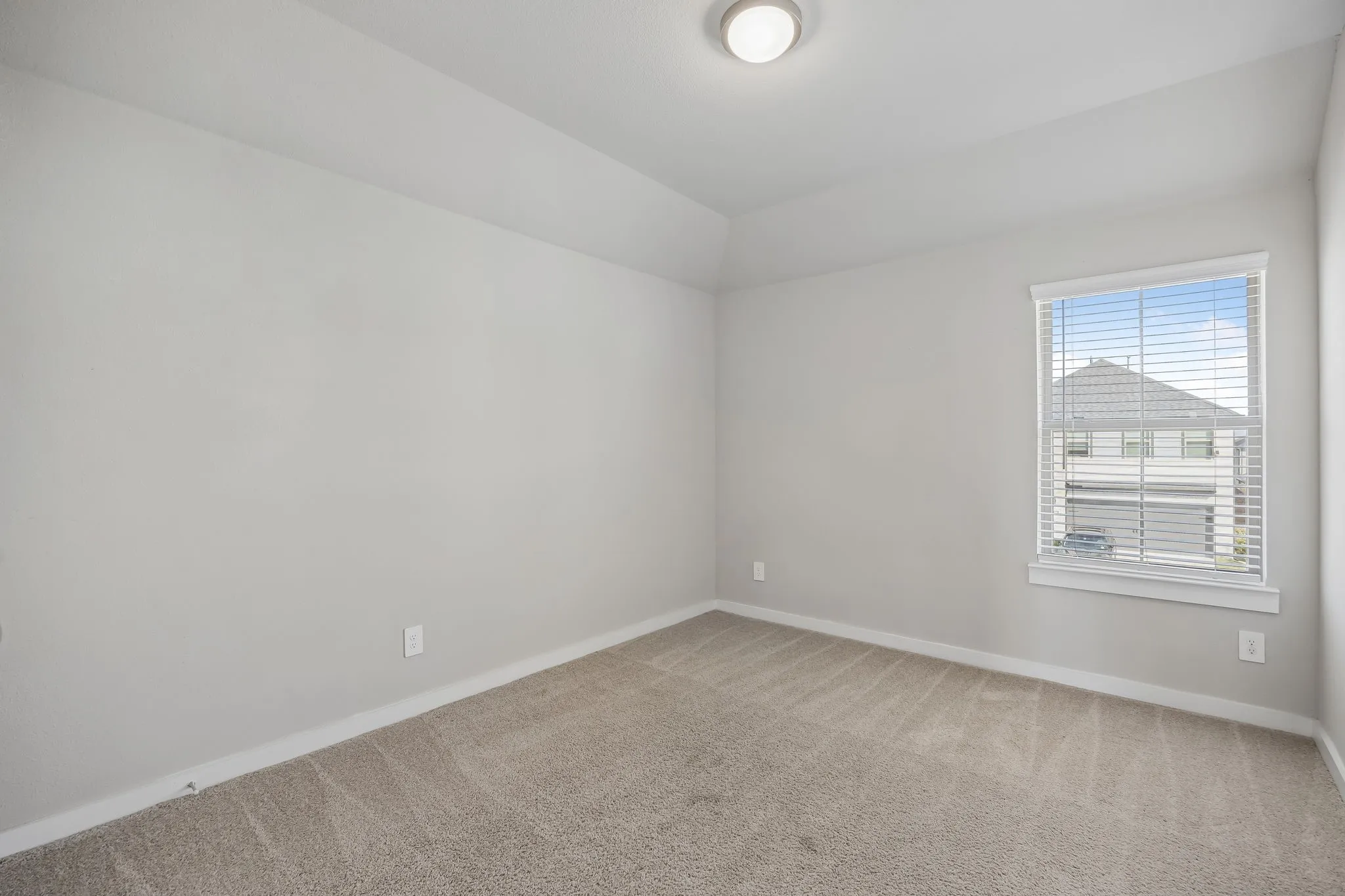 Single Family Residence For Sale in Collin County , 2524 Gaulding Street, Royse City, Texas 75189, 3 Bedroom, 3 Bathroom, 2 Garage spaces, 1,939 Sqft, built in 2022, mls#21356784, Real Estate Agent in Royse City, Homes For Sale in Collin county, Homes For Sale in Royse City, Realtor in Royse City Texas, Real Estate Brokerage Independent Realty Texas, Luminita Cordes Realtor
