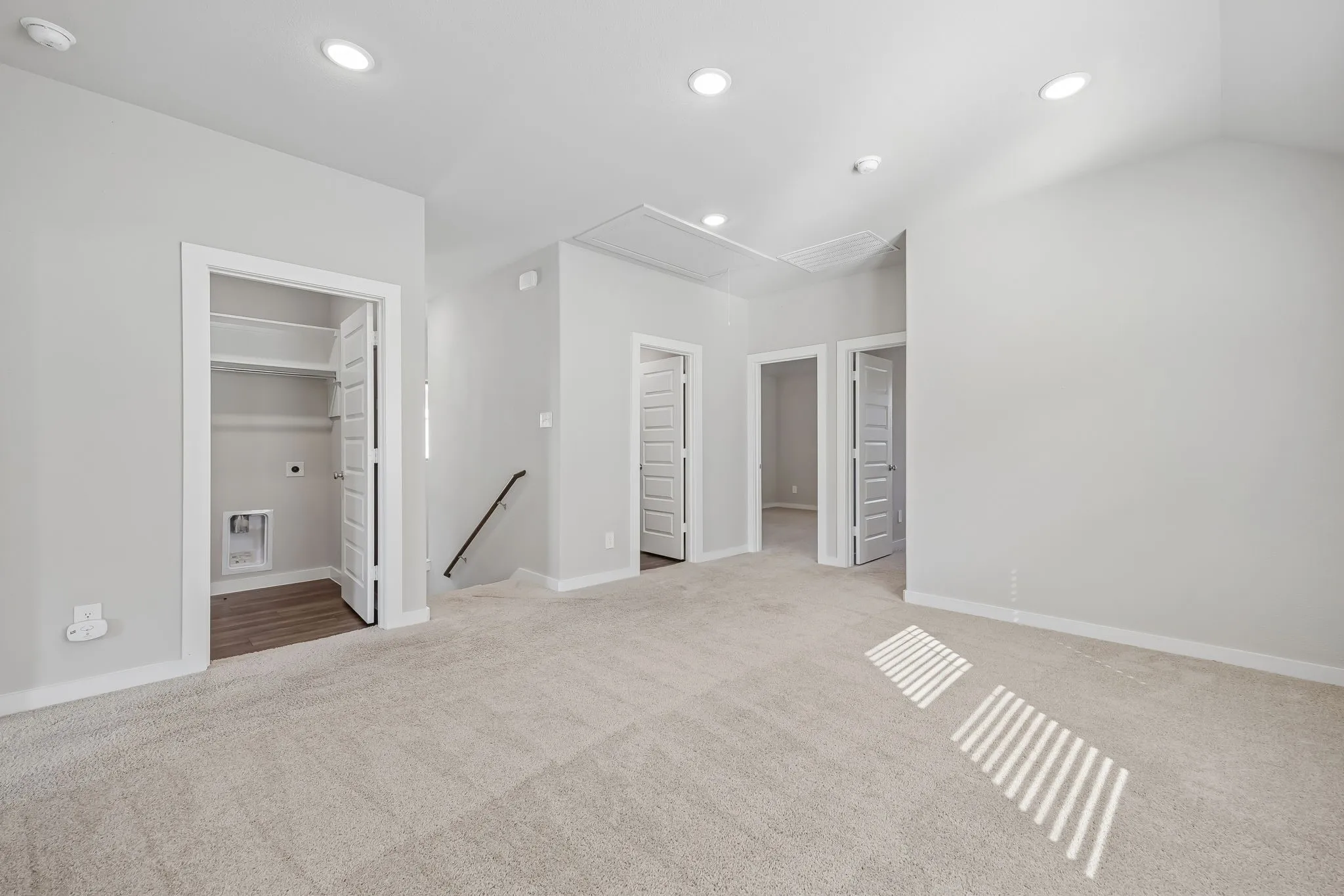 Single Family Residence For Sale in Collin County , 2524 Gaulding Street, Royse City, Texas 75189, 3 Bedroom, 3 Bathroom, 2 Garage spaces, 1,939 Sqft, built in 2022, mls#21356784, Real Estate Agent in Royse City, Homes For Sale in Collin county, Homes For Sale in Royse City, Realtor in Royse City Texas, Real Estate Brokerage Independent Realty Texas, Luminita Cordes Realtor