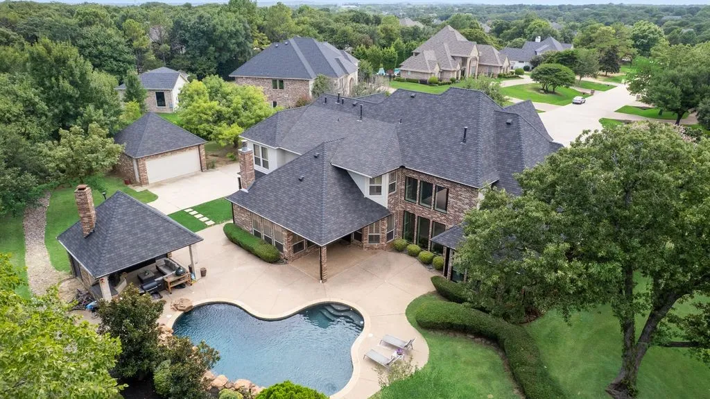 Single Family Residence For Sale in Tarrant County , 1917 Queensbridge Court, Keller, Texas 76262, 5 Bedroom, 6 Bathroom, 5 Garage spaces, 5,176 Sqft, built in 2000, mls#21308815, Real Estate Agent in Keller, Homes For Sale in Tarrant county, Homes For Sale in Keller, Realtor in Keller Texas, Real Estate Brokerage Independent Realty Texas, Luminita Cordes Realtor