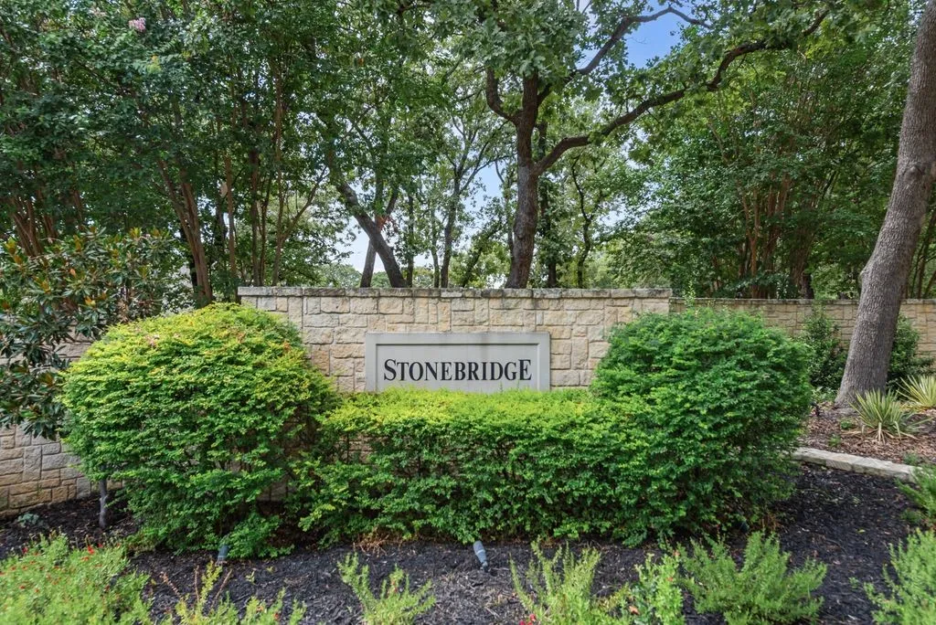Single Family Residence For Sale in Tarrant County , 1917 Queensbridge Court, Keller, Texas 76262, 5 Bedroom, 6 Bathroom, 5 Garage spaces, 5,176 Sqft, built in 2000, mls#21308815, Real Estate Agent in Keller, Homes For Sale in Tarrant county, Homes For Sale in Keller, Realtor in Keller Texas, Real Estate Brokerage Independent Realty Texas, Luminita Cordes Realtor