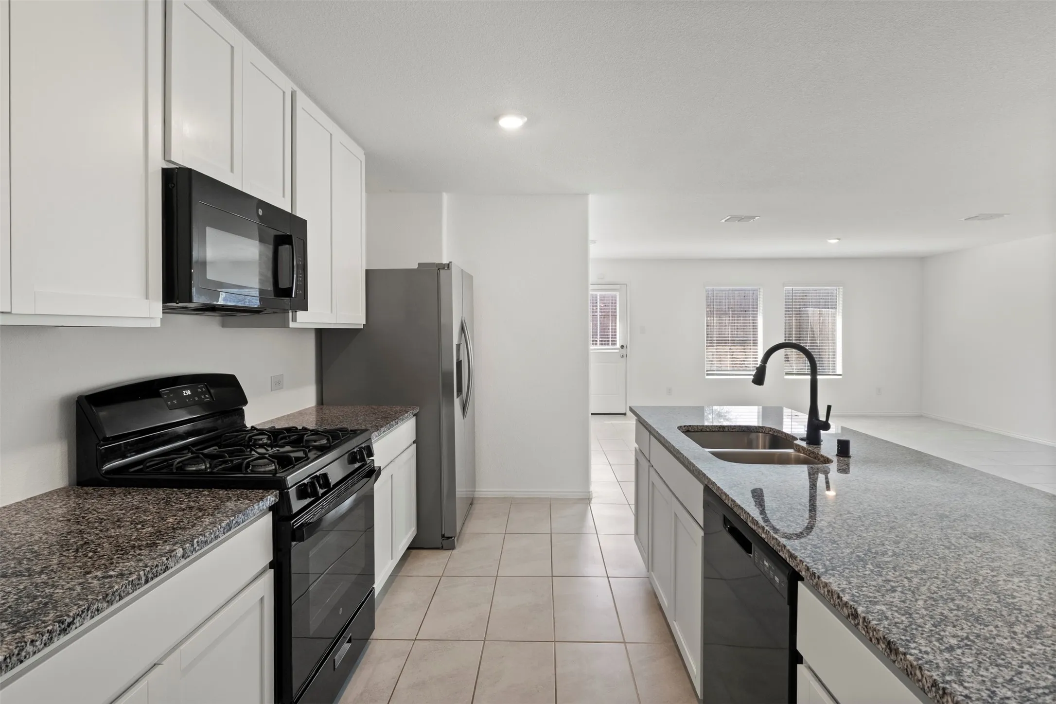 Single Family Residence For Rent in Denton County , 11807 Marcellus Way, Justin, Texas 76247, 4 Bedroom, 2 Bathroom, 2 Garage spaces, 1,668 Sqft, built in 2023, mls#21358560, Real Estate Agent in Justin, Homes For Rent in Denton county, Homes For Rent in Justin, Realtor in Justin Texas, Real Estate Brokerage Independent Realty Texas, Luminita Cordes Realtor