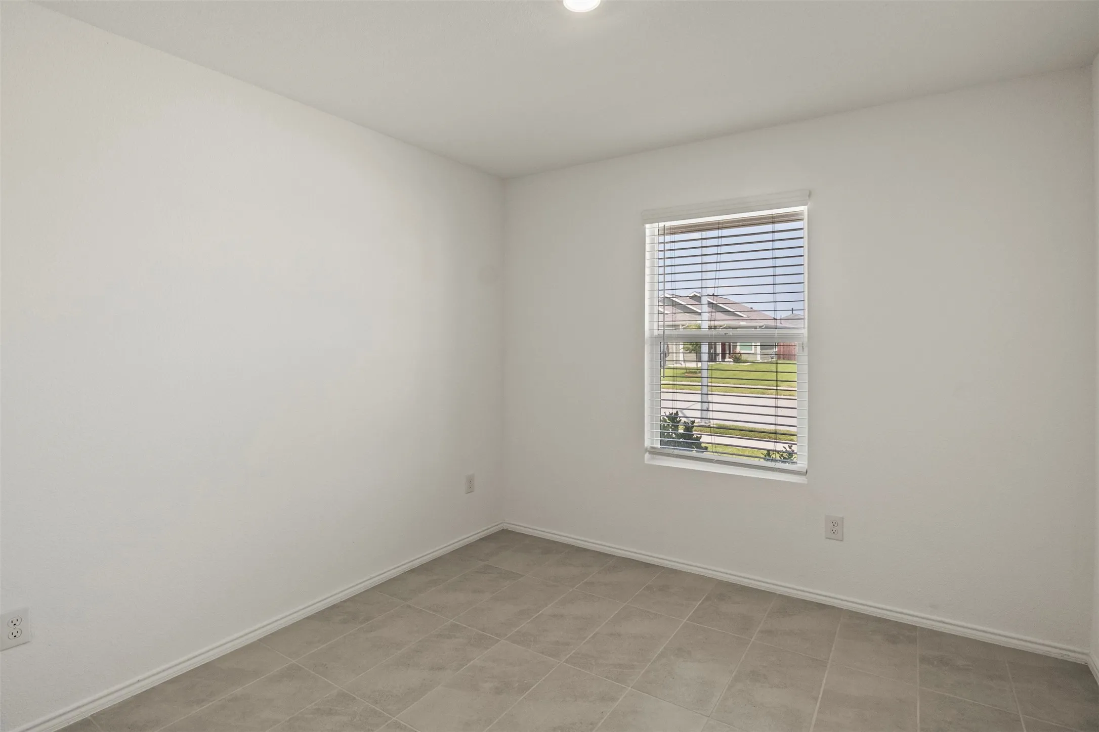 Single Family Residence For Rent in Denton County , 11807 Marcellus Way, Justin, Texas 76247, 4 Bedroom, 2 Bathroom, 2 Garage spaces, 1,668 Sqft, built in 2023, mls#21358560, Real Estate Agent in Justin, Homes For Rent in Denton county, Homes For Rent in Justin, Realtor in Justin Texas, Real Estate Brokerage Independent Realty Texas, Luminita Cordes Realtor