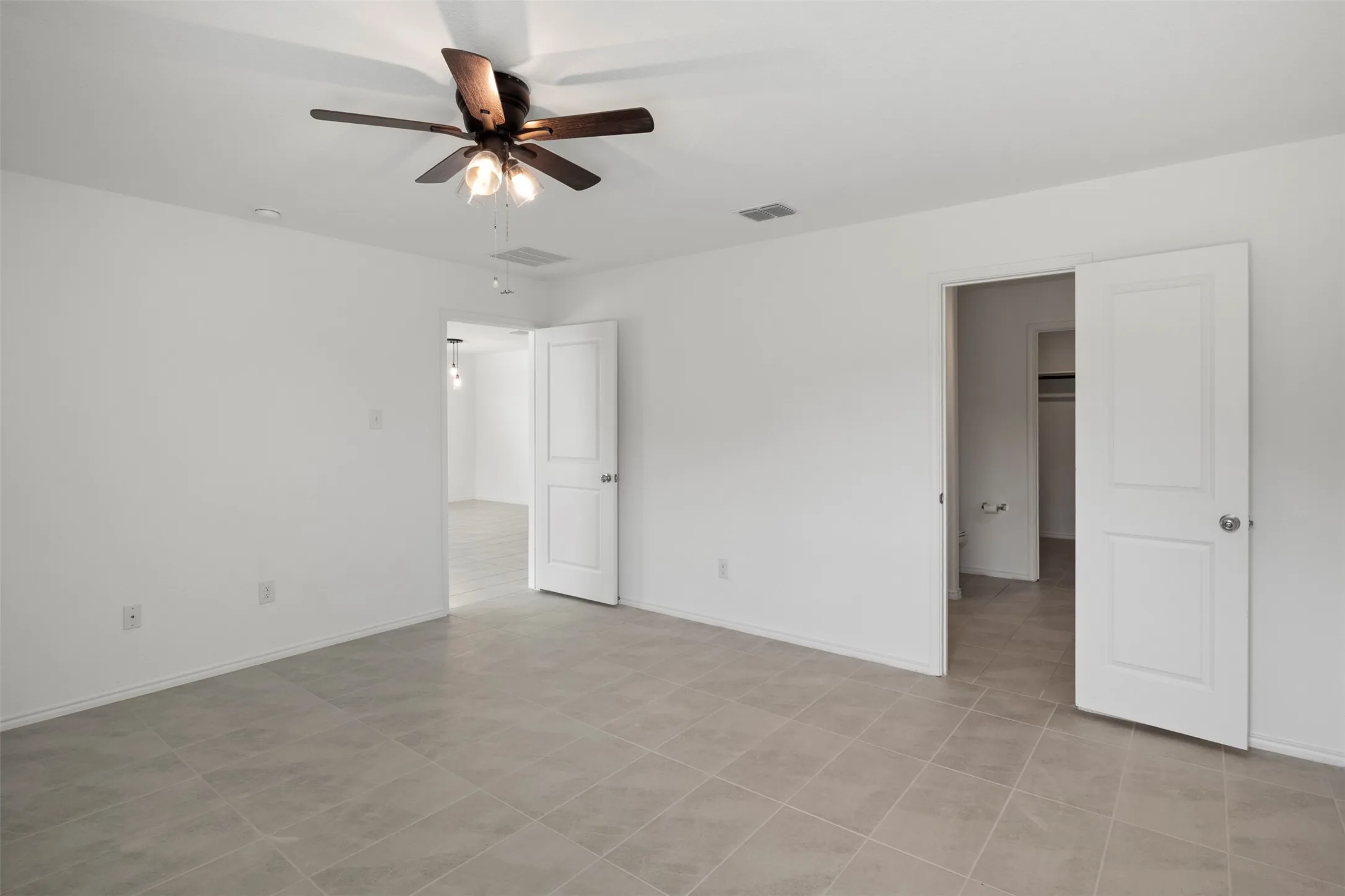Single Family Residence For Rent in Denton County , 11807 Marcellus Way, Justin, Texas 76247, 4 Bedroom, 2 Bathroom, 2 Garage spaces, 1,668 Sqft, built in 2023, mls#21358560, Real Estate Agent in Justin, Homes For Rent in Denton county, Homes For Rent in Justin, Realtor in Justin Texas, Real Estate Brokerage Independent Realty Texas, Luminita Cordes Realtor