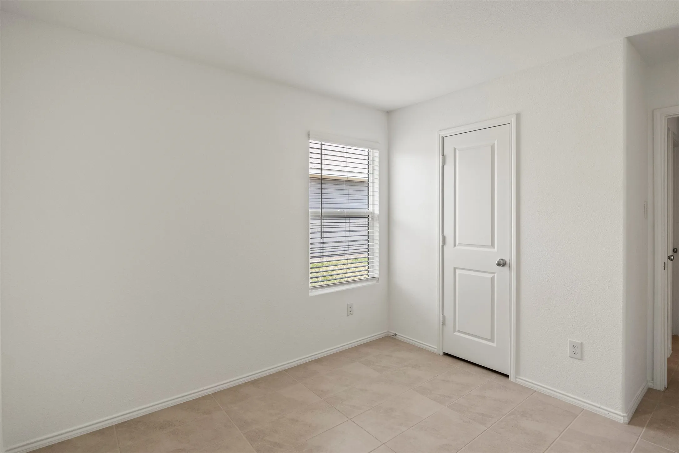 Single Family Residence For Rent in Denton County , 11807 Marcellus Way, Justin, Texas 76247, 4 Bedroom, 2 Bathroom, 2 Garage spaces, 1,668 Sqft, built in 2023, mls#21358560, Real Estate Agent in Justin, Homes For Rent in Denton county, Homes For Rent in Justin, Realtor in Justin Texas, Real Estate Brokerage Independent Realty Texas, Luminita Cordes Realtor