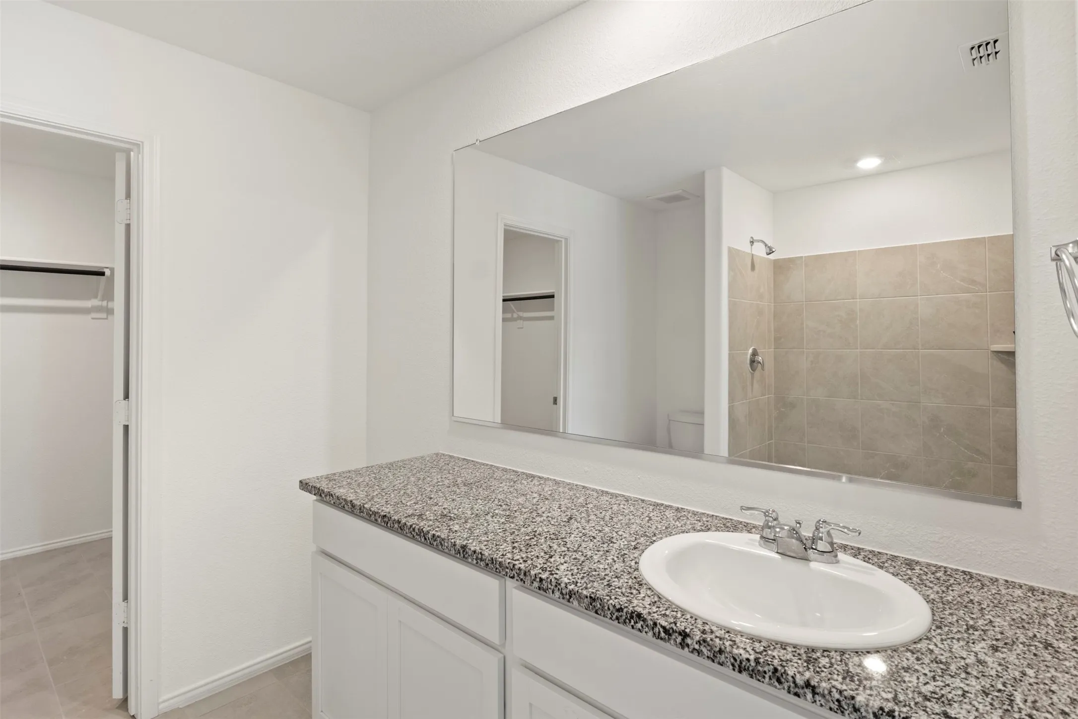 Single Family Residence For Rent in Denton County , 11807 Marcellus Way, Justin, Texas 76247, 4 Bedroom, 2 Bathroom, 2 Garage spaces, 1,668 Sqft, built in 2023, mls#21358560, Real Estate Agent in Justin, Homes For Rent in Denton county, Homes For Rent in Justin, Realtor in Justin Texas, Real Estate Brokerage Independent Realty Texas, Luminita Cordes Realtor