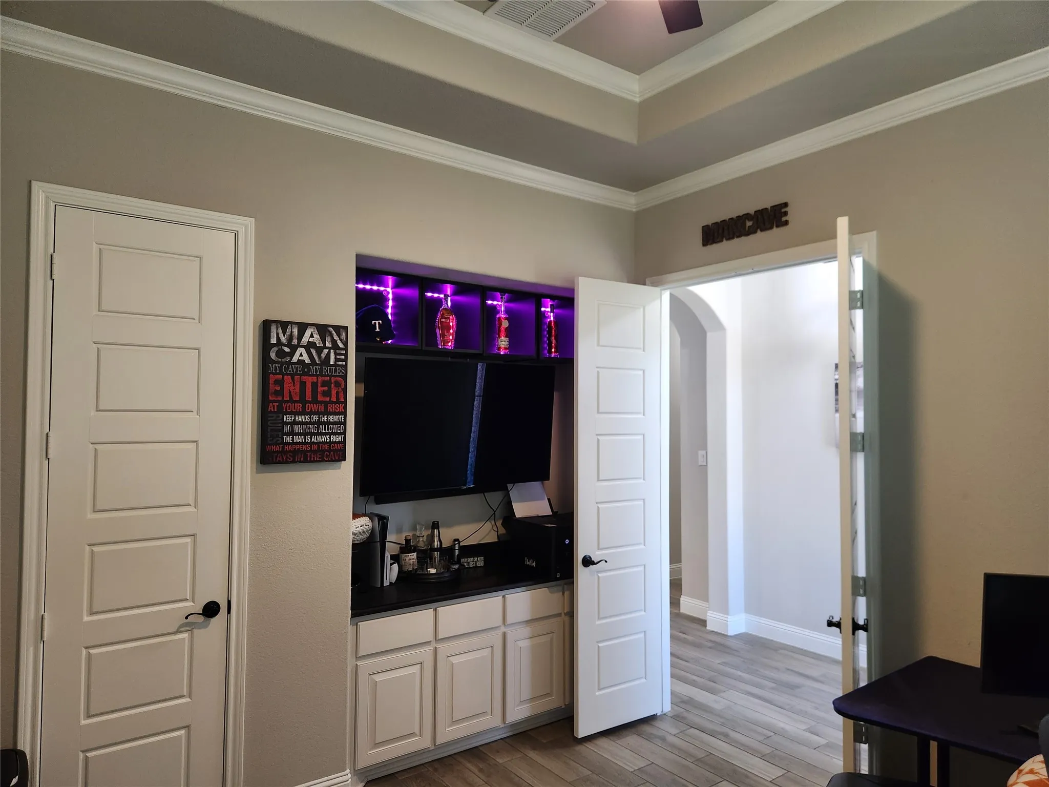 Single Family Residence For Rent in Tarrant County , 1000 Nogalito Avenue, Crowley, Texas 76036, 4 Bedroom, 3 Bathroom, 3 Garage spaces, 2,667 Sqft, built in 2023, Price $3,700, mls#21357598, Real Estate Agent in Crowley, Homes For Rent in Tarrant county, Homes For Rent in Crowley, Realtor in Crowley Texas, Real Estate Brokerage Independent Realty Texas, Luminita Cordes Realtor
