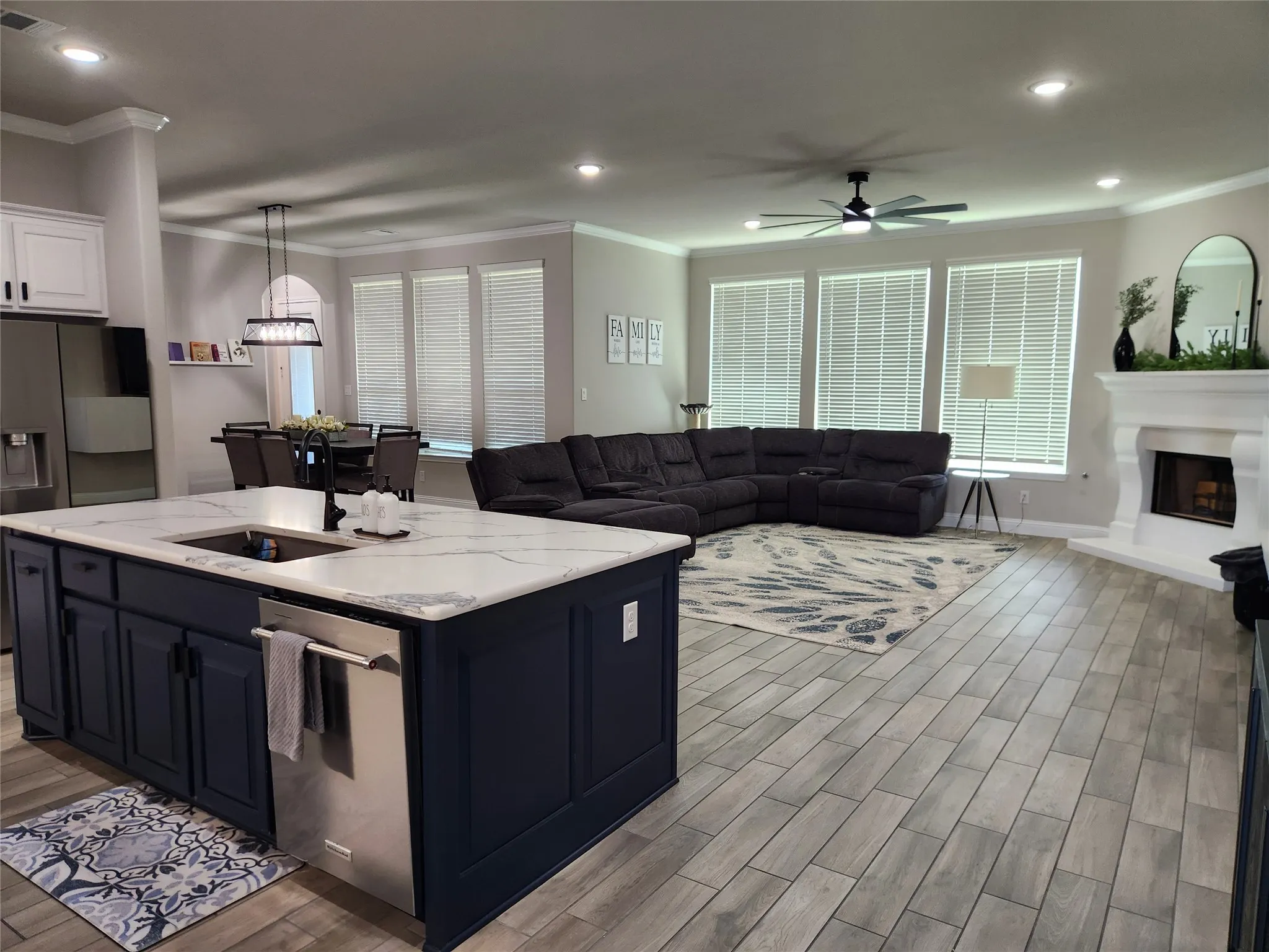 Single Family Residence For Rent in Tarrant County , 1000 Nogalito Avenue, Crowley, Texas 76036, 4 Bedroom, 3 Bathroom, 3 Garage spaces, 2,667 Sqft, built in 2023, Price $3,700, mls#21357598, Real Estate Agent in Crowley, Homes For Rent in Tarrant county, Homes For Rent in Crowley, Realtor in Crowley Texas, Real Estate Brokerage Independent Realty Texas, Luminita Cordes Realtor