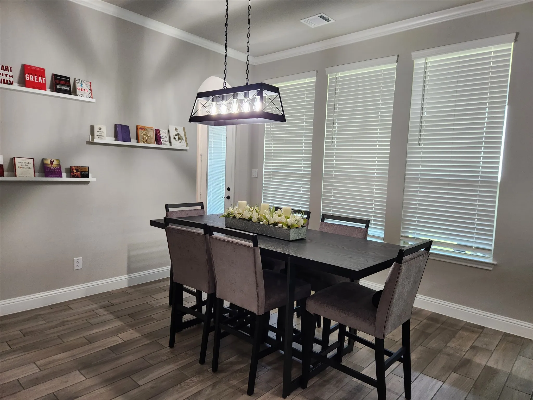 Single Family Residence For Rent in Tarrant County , 1000 Nogalito Avenue, Crowley, Texas 76036, 4 Bedroom, 3 Bathroom, 3 Garage spaces, 2,667 Sqft, built in 2023, Price $3,700, mls#21357598, Real Estate Agent in Crowley, Homes For Rent in Tarrant county, Homes For Rent in Crowley, Realtor in Crowley Texas, Real Estate Brokerage Independent Realty Texas, Luminita Cordes Realtor
