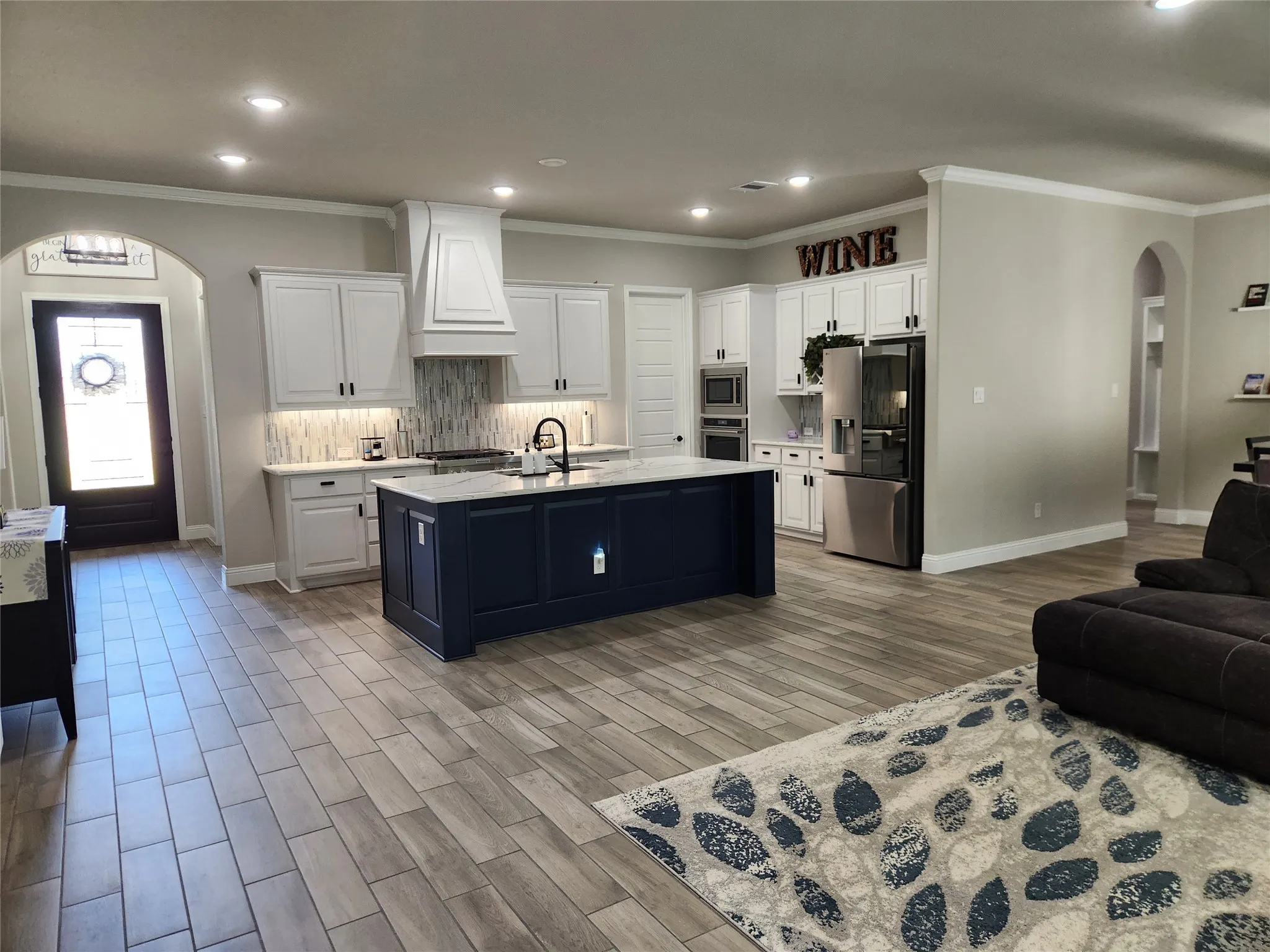 Single Family Residence For Rent in Tarrant County , 1000 Nogalito Avenue, Crowley, Texas 76036, 4 Bedroom, 3 Bathroom, 3 Garage spaces, 2,667 Sqft, built in 2023, Price $3,700, mls#21357598, Real Estate Agent in Crowley, Homes For Rent in Tarrant county, Homes For Rent in Crowley, Realtor in Crowley Texas, Real Estate Brokerage Independent Realty Texas, Luminita Cordes Realtor