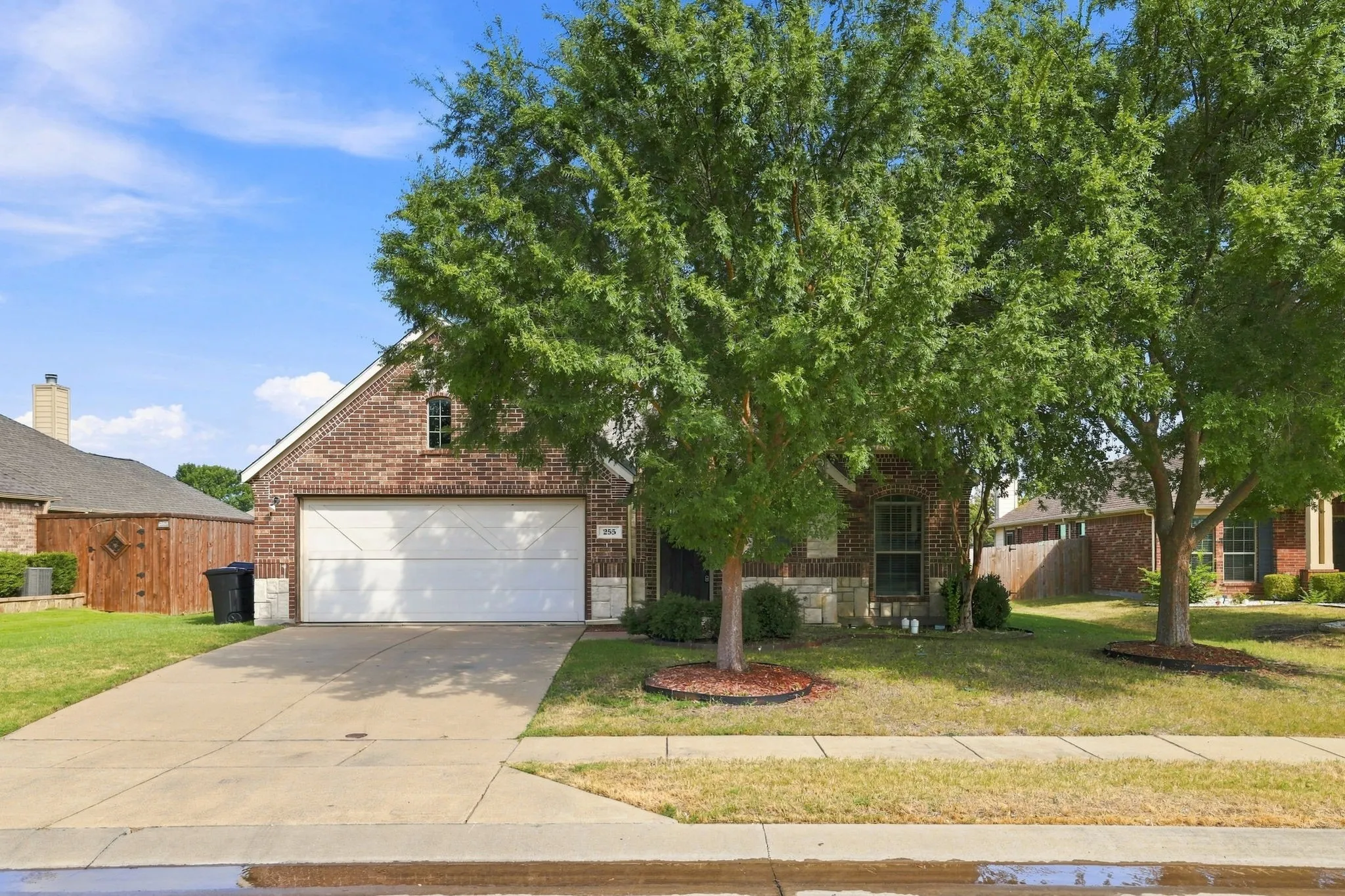 Single Family Residence For Sale in Kaufman County , 255 Archer Way, Forney, Texas 75126, 3 Bedroom, 2 Bathroom, 2 Garage spaces, 2,030 Sqft, built in 2012, mls#21356904, Real Estate Agent in Forney, Homes For Sale in Kaufman county, Homes For Sale in Forney, Realtor in Forney Texas, Real Estate Brokerage Independent Realty Texas, Luminita Cordes Realtor