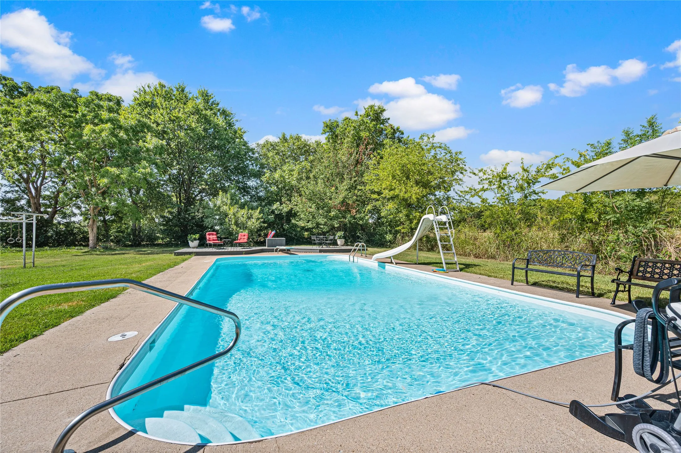40' x 20' pool