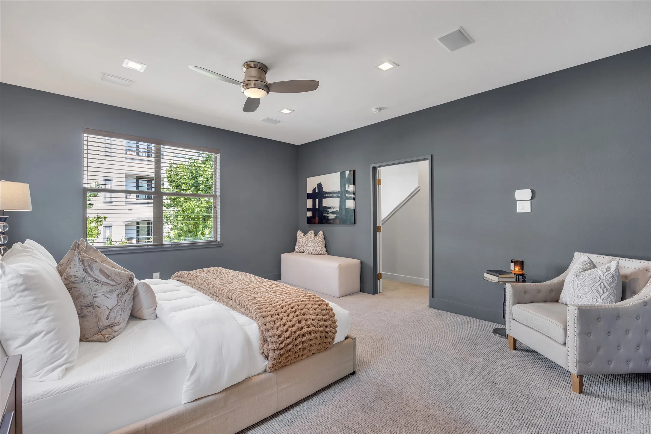 Townhouse For Sale in Dallas County , 2313 Clark Street, Dallas, Texas 75204, 3 Bedroom, 4 Bathroom, 2 Garage spaces, 2,353 Sqft, built in 2004, mls#21331790, Real Estate Agent in Dallas, Homes For Sale in Dallas county, Homes For Sale in Dallas, Realtor in Dallas Texas, Real Estate Brokerage Independent Realty Texas, Luminita Cordes Realtor