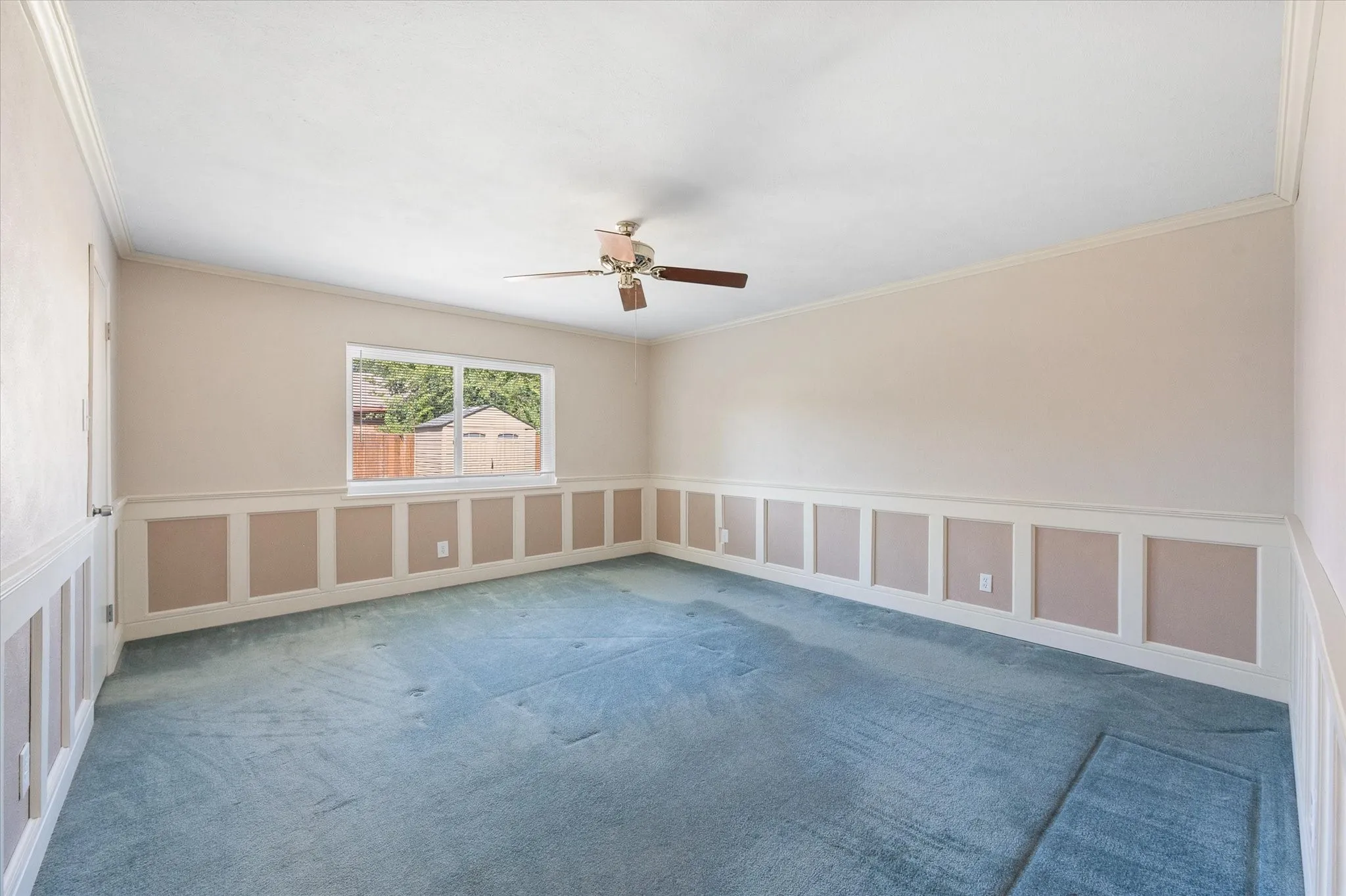 Single Family Residence For Sale in Tarrant County , 7520 Weatherwood Court, Fort Worth, Texas 76133, 3 Bedroom, 2 Bathroom, 2 Garage spaces, 1,914 Sqft, built in 1978, mls#21356304, Real Estate Agent in Fort Worth, Homes For Sale in Tarrant county, Homes For Sale in Fort Worth, Realtor in Fort Worth Texas, Real Estate Brokerage Independent Realty Texas, Luminita Cordes Realtor