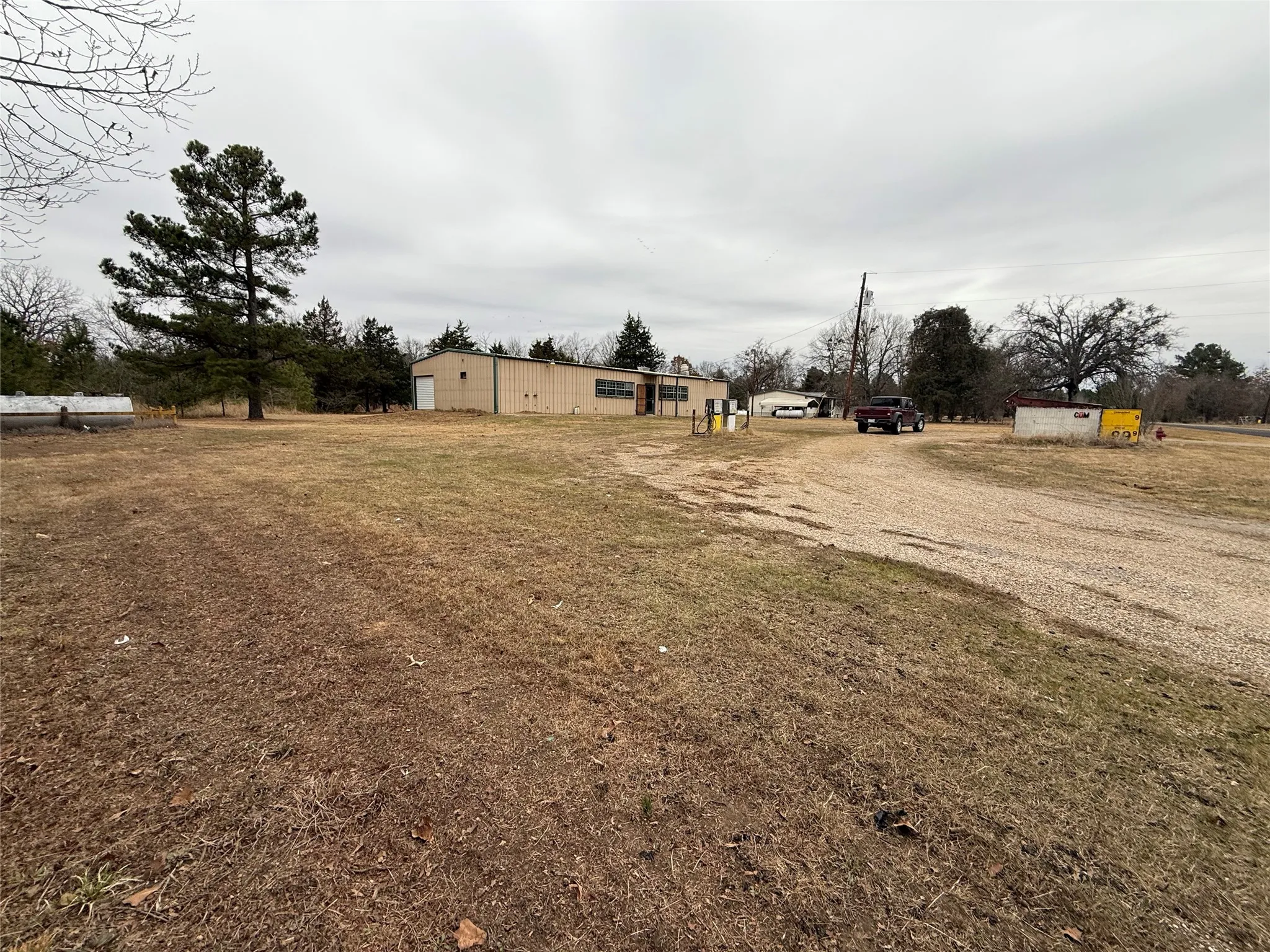 Business For Sale in Lamar County , 6597 Farm Road 1500, Sumner, Texas 75486, 0, 0, Garage spaces, 0 Sqft, built in 2006, mls#21358574, Real Estate Agent in Sumner, Homes For Sale in Lamar county, Homes For Sale in Sumner, Realtor in Sumner Texas, Real Estate Brokerage Independent Realty Texas, Luminita Cordes Realtor