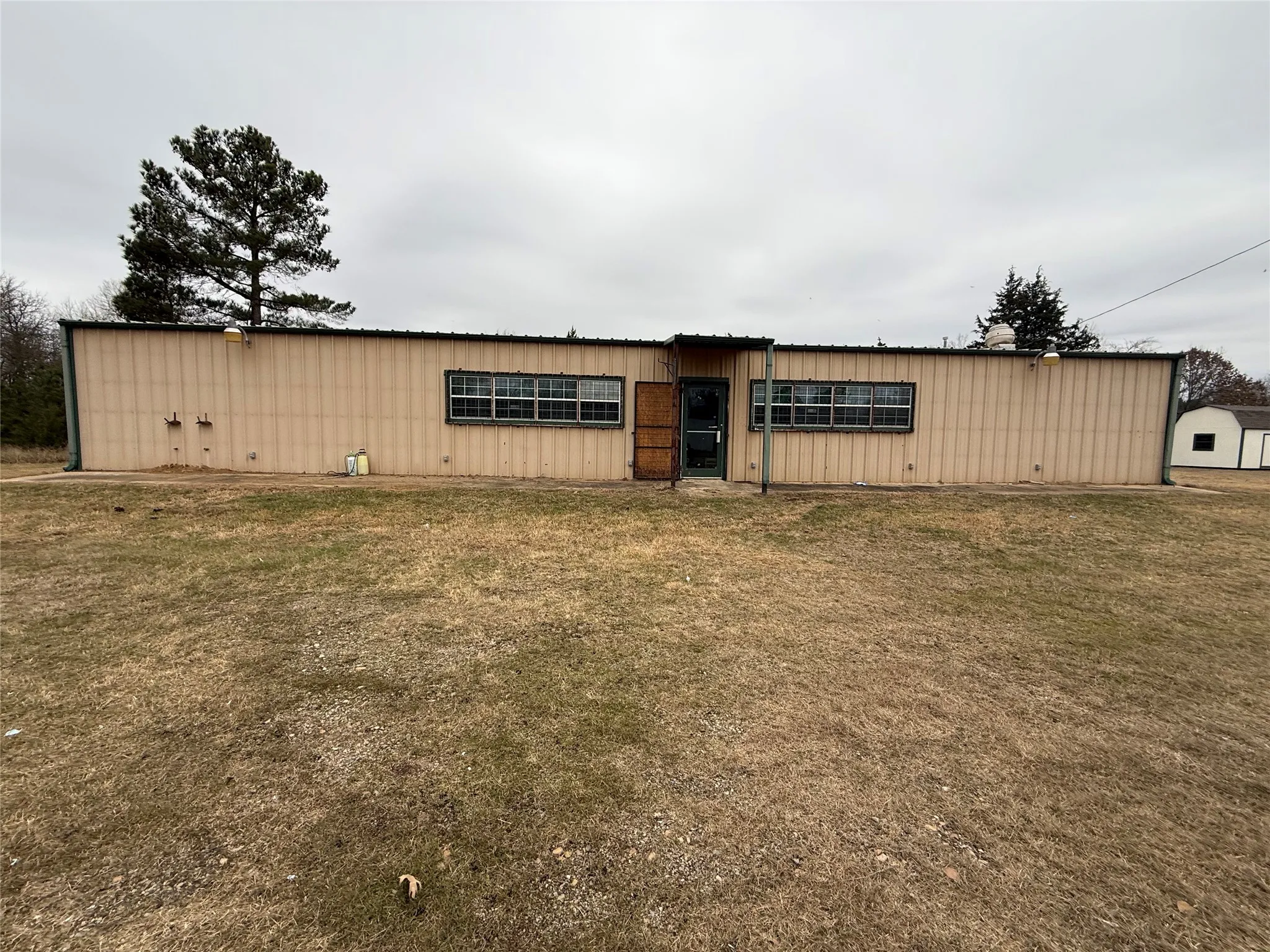 Business For Sale in Lamar County , 6597 Farm Road 1500, Sumner, Texas 75486, 0, 0, Garage spaces, 0 Sqft, built in 2006, mls#21358574, Real Estate Agent in Sumner, Homes For Sale in Lamar county, Homes For Sale in Sumner, Realtor in Sumner Texas, Real Estate Brokerage Independent Realty Texas, Luminita Cordes Realtor