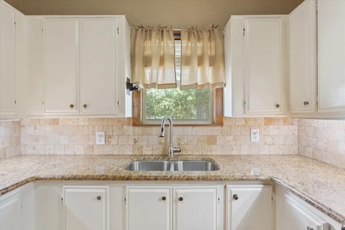 Single Family Residence For Sale in Mc Lennan County , 9142 5TH Street, Crawford, Texas 76638, 3 Bedroom, 2 Bathroom, Garage spaces, 1,384 Sqft, built in 1903, Price $235,000, mls#21354138, Real Estate Agent in Crawford, Homes For Sale in Mc Lennan county, Homes For Sale in Crawford, Realtor in Crawford Texas, Real Estate Brokerage Independent Realty Texas, Luminita Cordes Realtor