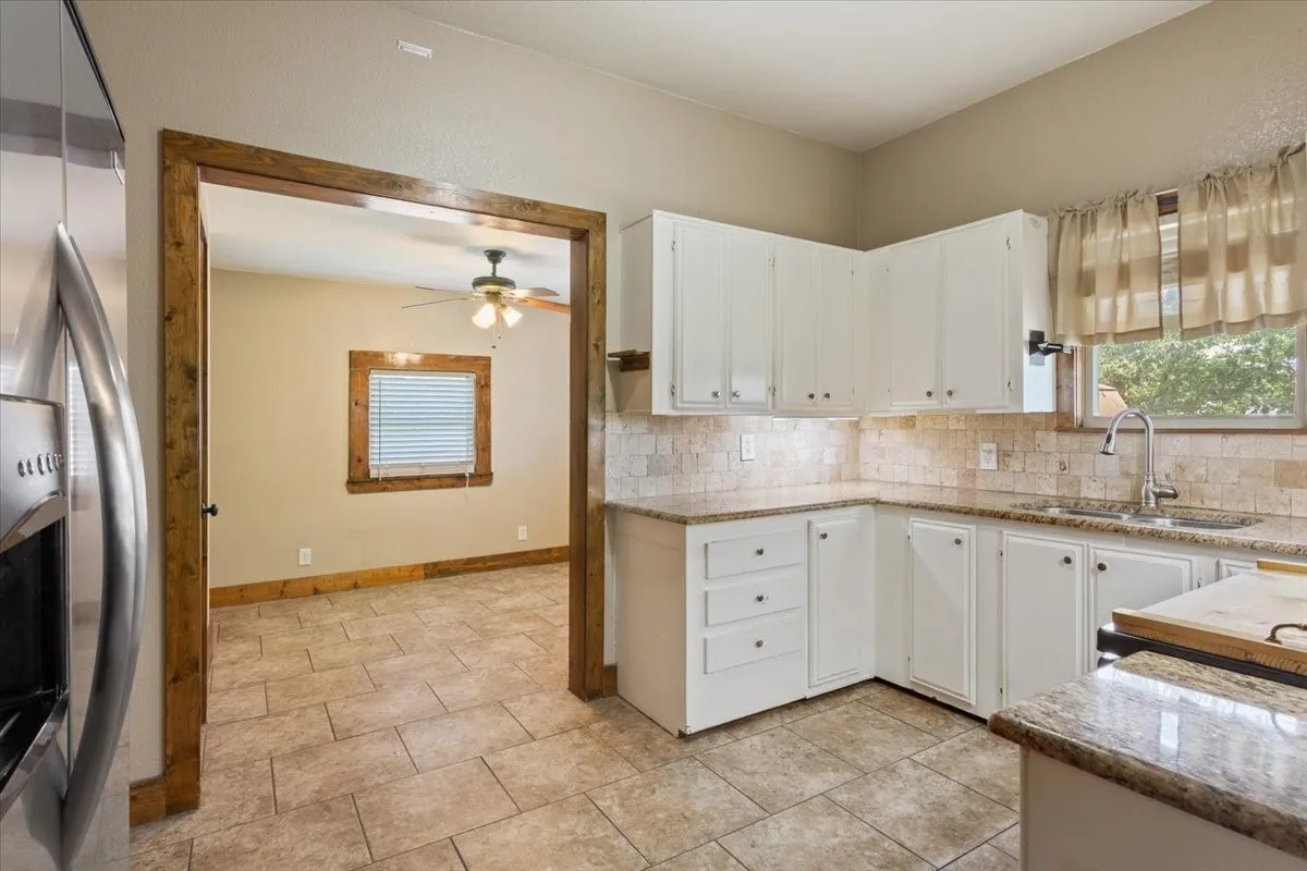 Single Family Residence For Sale in Mc Lennan County , 9142 5TH Street, Crawford, Texas 76638, 3 Bedroom, 2 Bathroom, Garage spaces, 1,384 Sqft, built in 1903, Price $235,000, mls#21354138, Real Estate Agent in Crawford, Homes For Sale in Mc Lennan county, Homes For Sale in Crawford, Realtor in Crawford Texas, Real Estate Brokerage Independent Realty Texas, Luminita Cordes Realtor