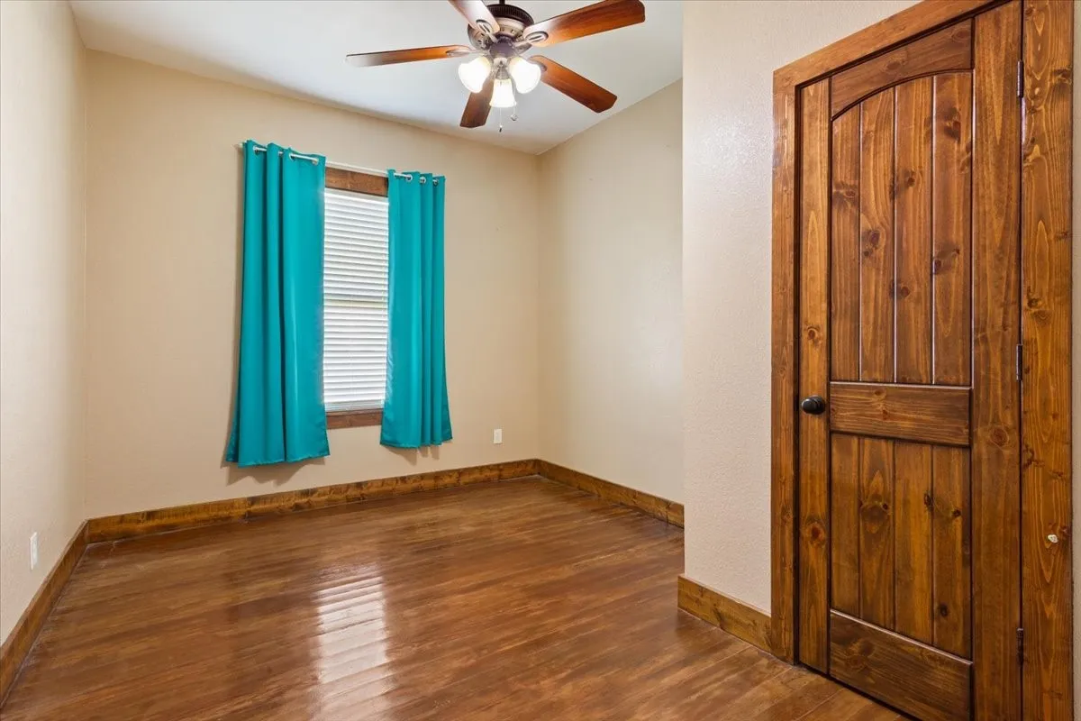 Single Family Residence For Sale in Mc Lennan County , 9142 5TH Street, Crawford, Texas 76638, 3 Bedroom, 2 Bathroom, Garage spaces, 1,384 Sqft, built in 1903, Price $235,000, mls#21354138, Real Estate Agent in Crawford, Homes For Sale in Mc Lennan county, Homes For Sale in Crawford, Realtor in Crawford Texas, Real Estate Brokerage Independent Realty Texas, Luminita Cordes Realtor