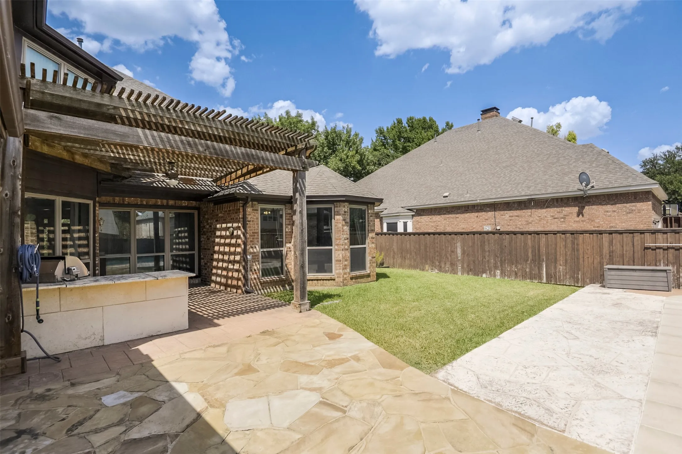 Single Family Residence For Sale in Collin County , 1200 Lakeway Drive, Plano, Texas 75075, 4 Bedroom, 4 Bathroom, 2 Garage spaces, 3,414 Sqft, built in 1994, mls#21351603, Real Estate Agent in Plano, Homes For Sale in Collin county, Homes For Sale in Plano, Realtor in Plano Texas, Real Estate Brokerage Independent Realty Texas, Luminita Cordes Realtor