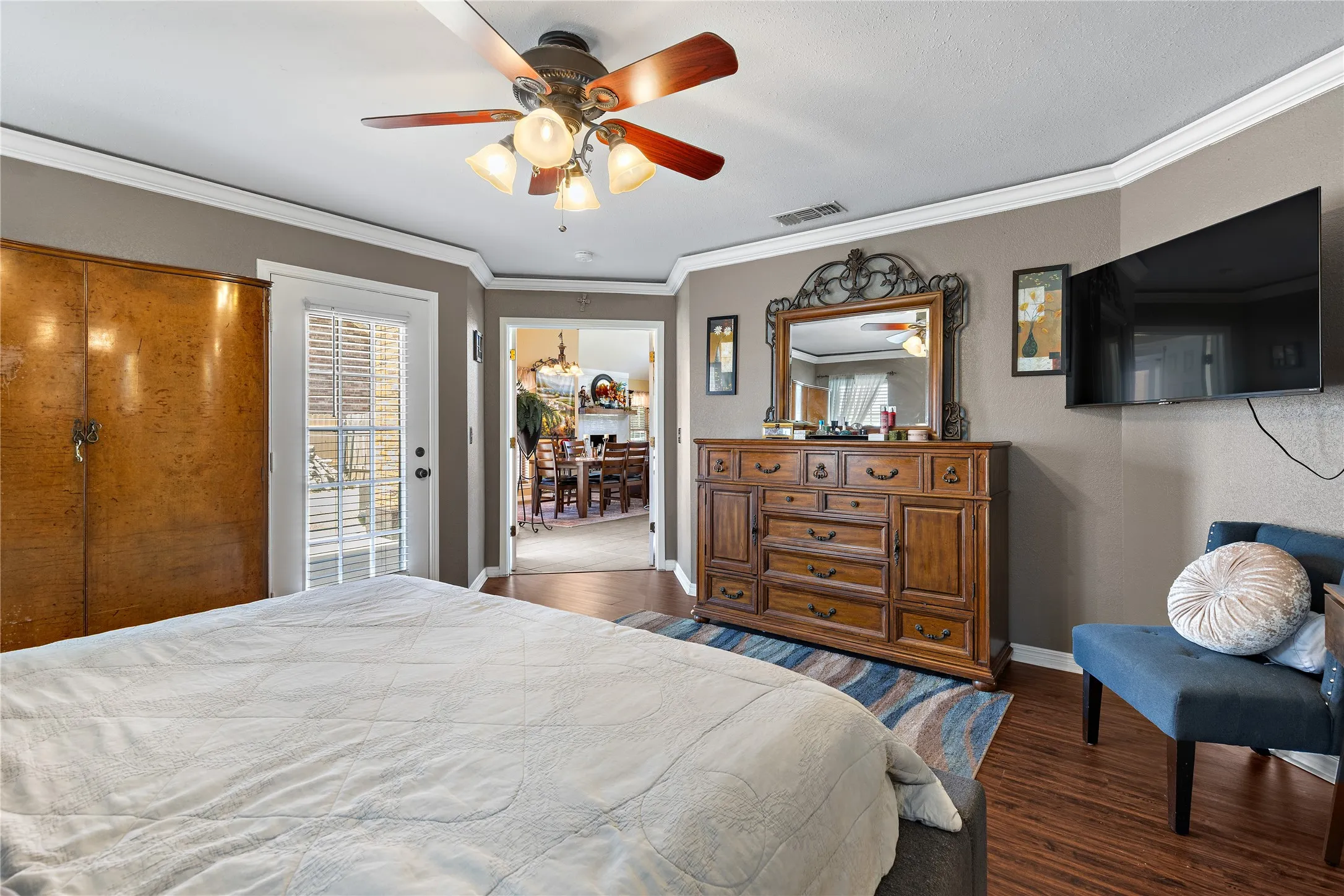 Single Family Residence For Sale in Wichita County , 817 Arapaho Drive, Burkburnett, Texas 76354, 3 Bedroom, 2 Bathroom, 2 Garage spaces, 1,938 Sqft, built in 1986, mls#21356827, Real Estate Agent in Burkburnett, Homes For Sale in Wichita county, Homes For Sale in Burkburnett, Realtor in Burkburnett Texas, Real Estate Brokerage Independent Realty Texas, Luminita Cordes Realtor