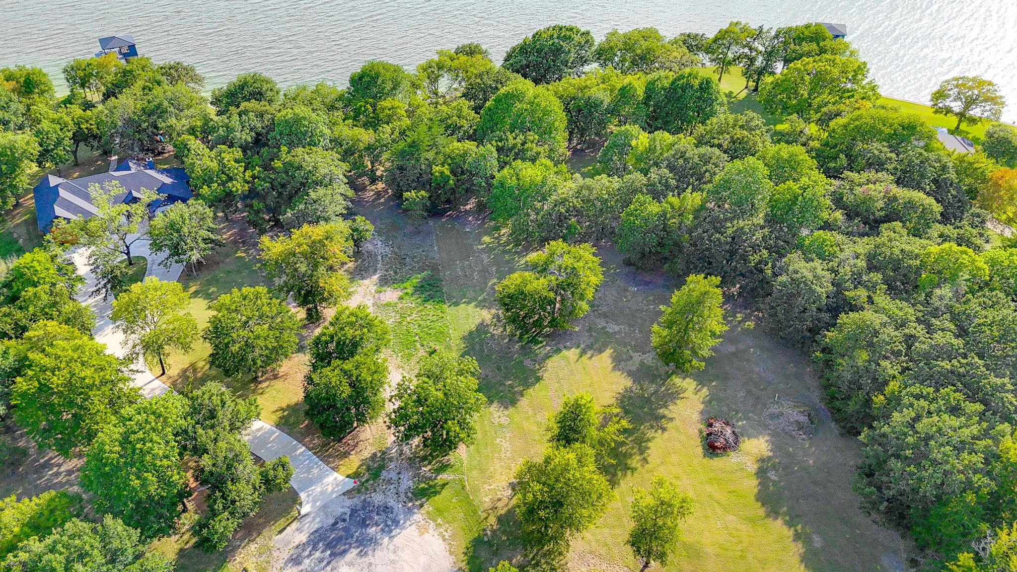 Unimproved Land For Sale in Navarro County , Lot 32 Embarcadero, Kerens, Texas 75144, 0, 0, Garage spaces, 0 Sqft, built in 0, Price $299,000, mls#21357994, Real Estate Agent in Kerens, Homes For Sale in Navarro county, Homes For Sale in Kerens, Realtor in Kerens Texas, Real Estate Brokerage Independent Realty Texas, Luminita Cordes Realtor