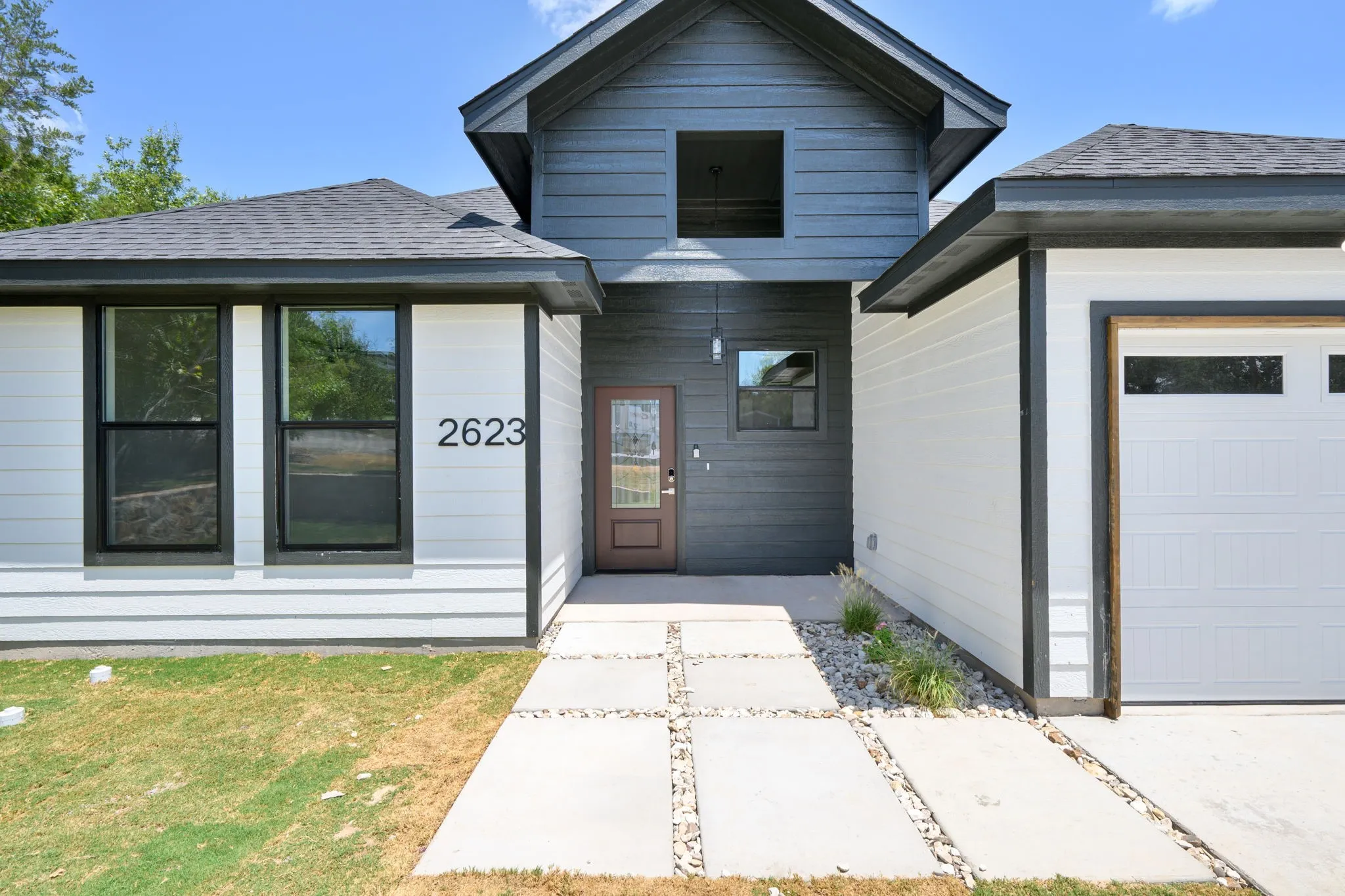 Single Family Residence For Sale in Hood County , 2623 Creekview Drive, Granbury, Texas 76048, 3 Bedroom, 2 Bathroom, 1 Garage spaces, 1,313 Sqft, built in 2026, mls#21355993, Real Estate Agent in Granbury, Homes For Sale in Hood county, Homes For Sale in Granbury, Realtor in Granbury Texas, Real Estate Brokerage Independent Realty Texas, Luminita Cordes Realtor