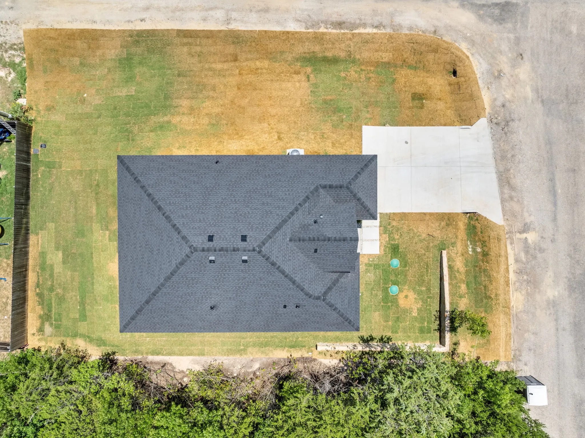 Single Family Residence For Sale in Hood County , 2623 Creekview Drive, Granbury, Texas 76048, 3 Bedroom, 2 Bathroom, 1 Garage spaces, 1,313 Sqft, built in 2026, mls#21355993, Real Estate Agent in Granbury, Homes For Sale in Hood county, Homes For Sale in Granbury, Realtor in Granbury Texas, Real Estate Brokerage Independent Realty Texas, Luminita Cordes Realtor