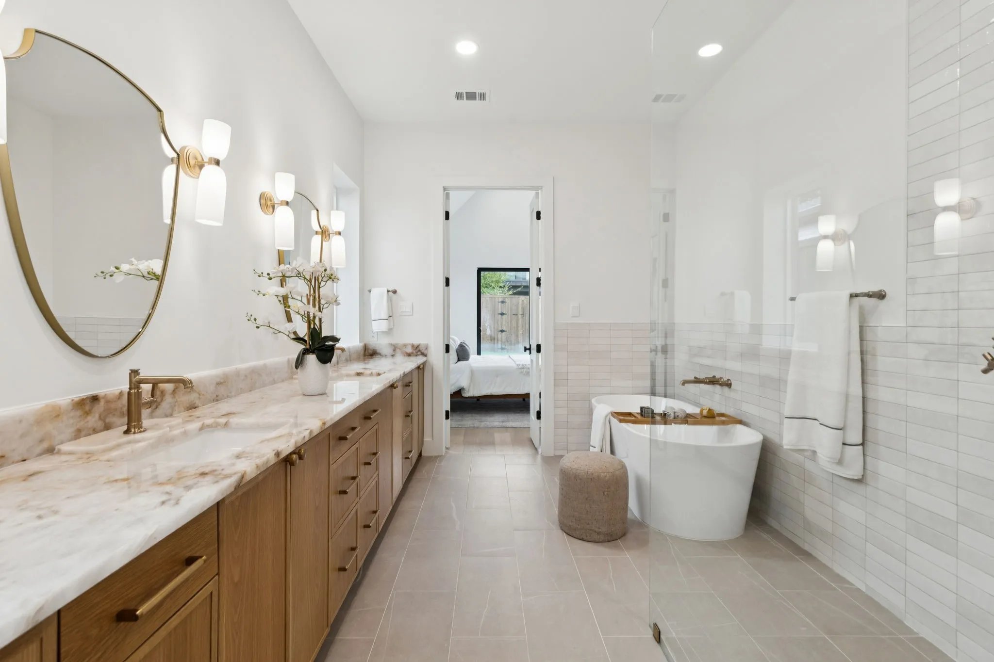 Tom Hughes Team - 2026 Euclid - Primary Bathroom