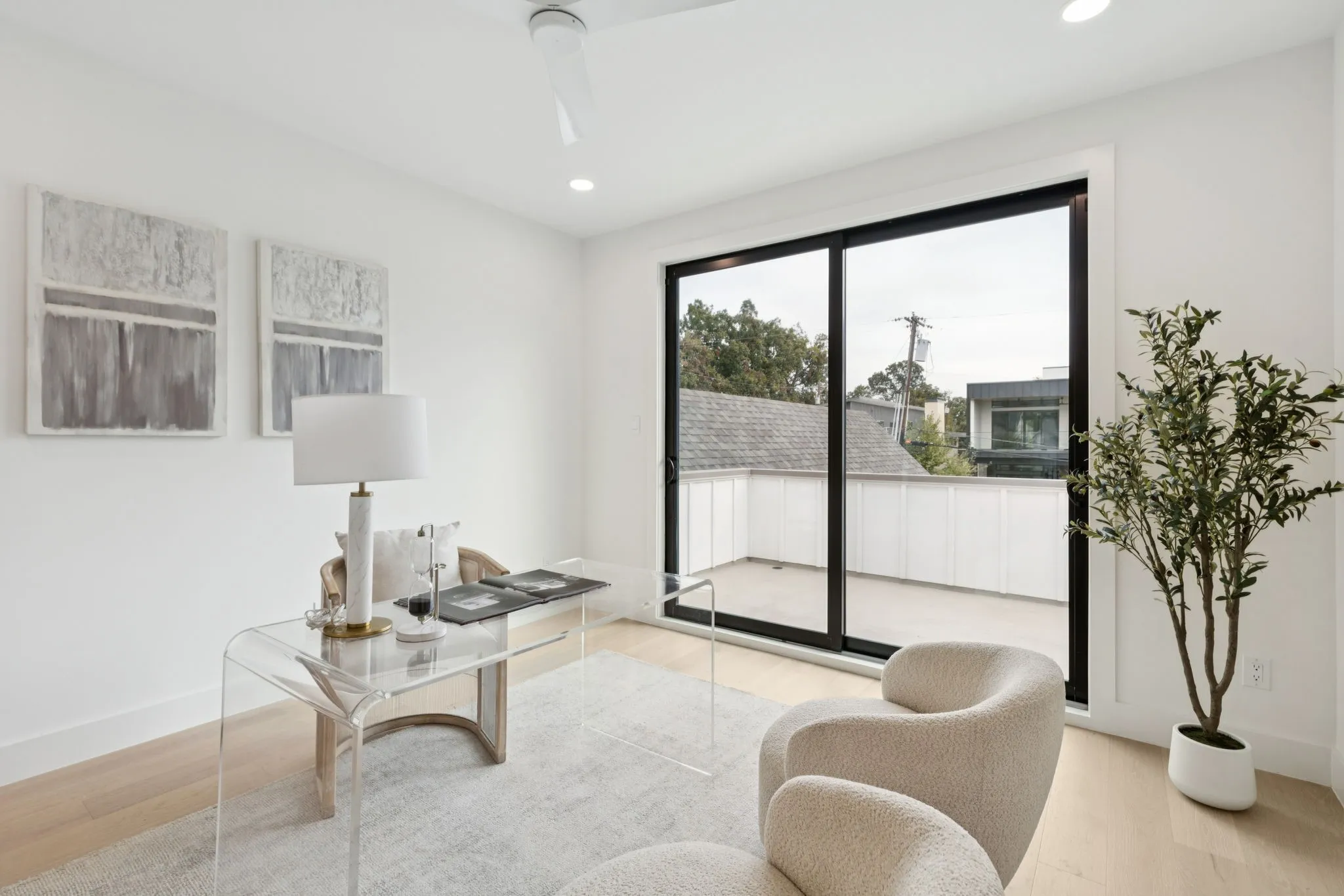 Tom Hughes Team - 2026 Euclid - Sitting Room