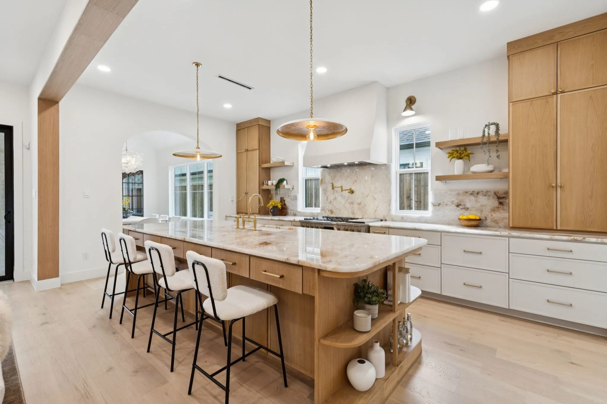Tom Hughes Team - 2026 Euclid - Kitchen