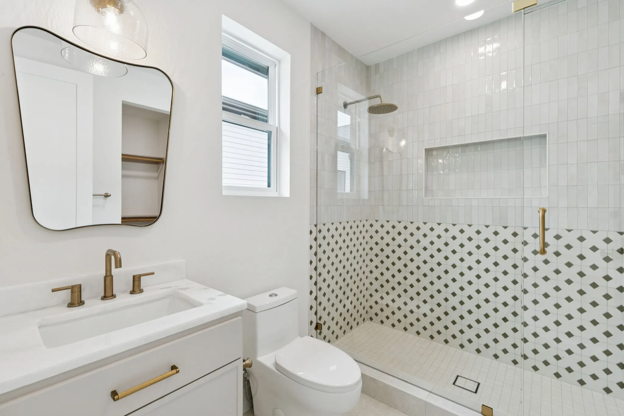 Tom Hughes Team - 2026 Euclid - Bathroom