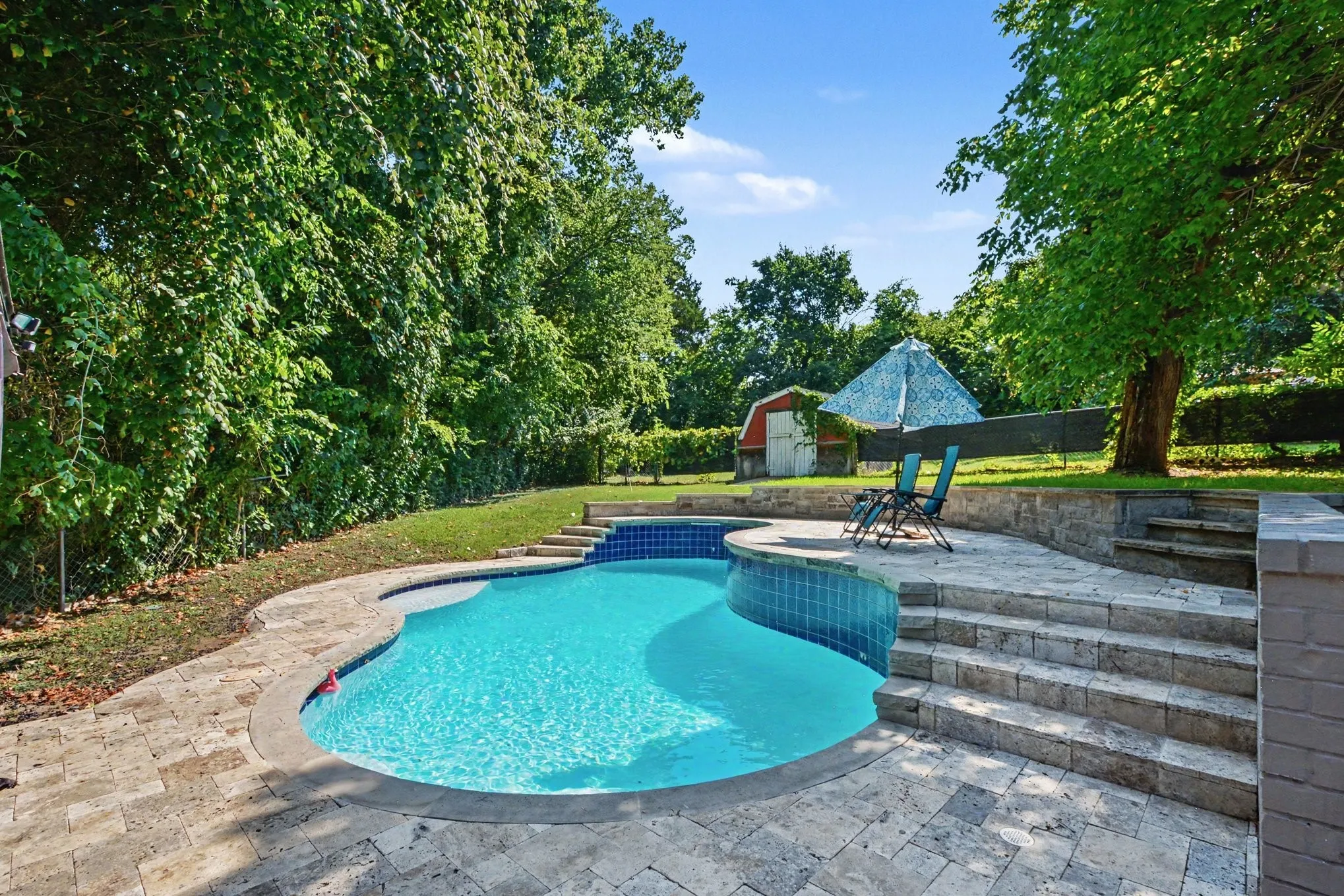 Single Family Residence For Sale in Dallas County , 175 E Pleasant Run Road, Cedar Hill, Texas 75104, 3 Bedroom, 2 Bathroom, Garage spaces, 2,554 Sqft, built in 1980, mls#21346878, Real Estate Agent in Cedar Hill, Homes For Sale in Dallas county, Homes For Sale in Cedar Hill, Realtor in Cedar Hill Texas, Real Estate Brokerage Independent Realty Texas, Luminita Cordes Realtor