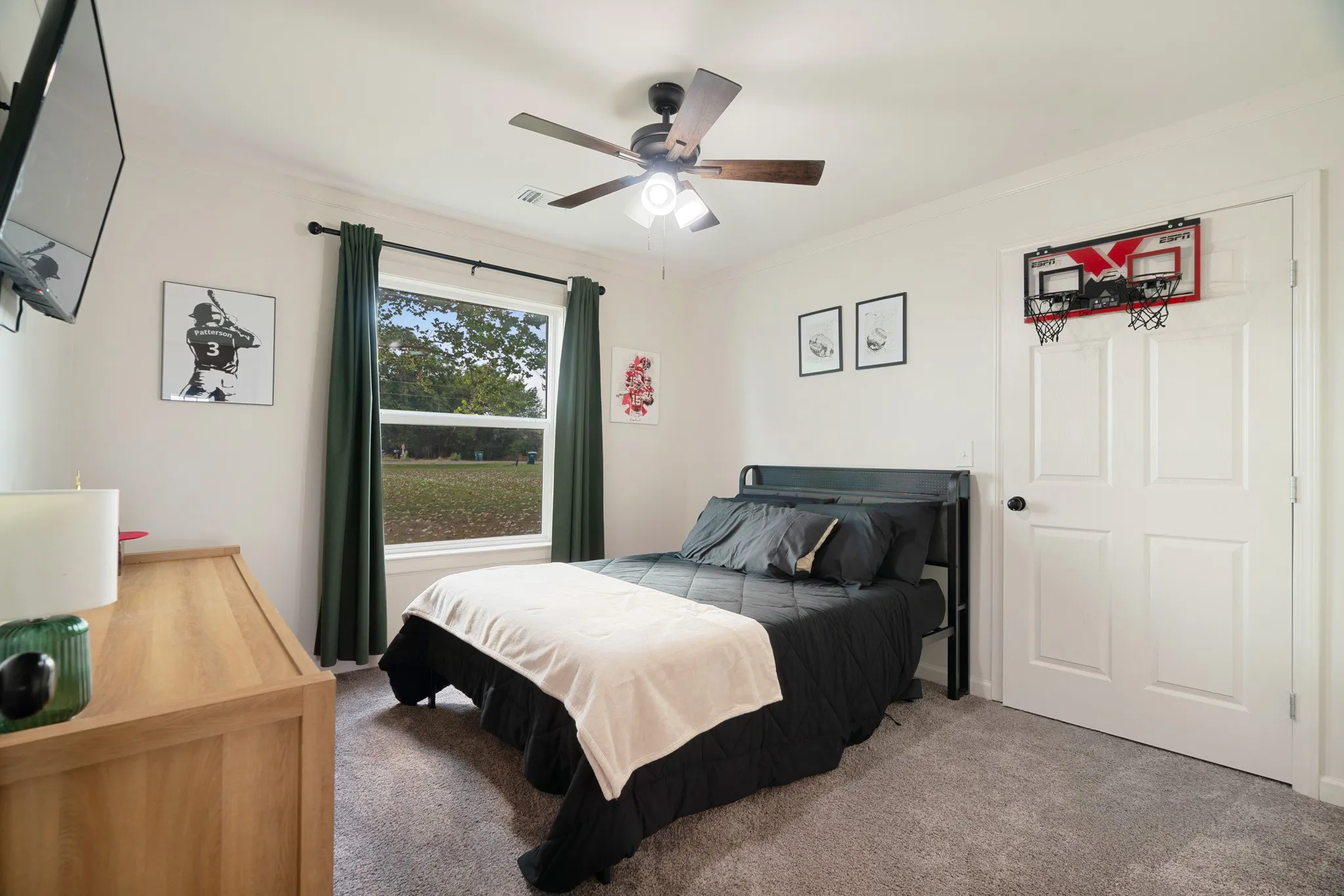 Single Family Residence For Sale in Lamar County , 4237 FARM ROAD 196, Pattonville, Texas 75468, 4 Bedroom, 2 Bathroom, Garage spaces, 1,871 Sqft, built in 1990, Price $339,900, mls#21352279, Real Estate Agent in Pattonville, Homes For Sale in Lamar county, Homes For Sale in Pattonville, Realtor in Pattonville Texas, Real Estate Brokerage Independent Realty Texas, Luminita Cordes Realtor