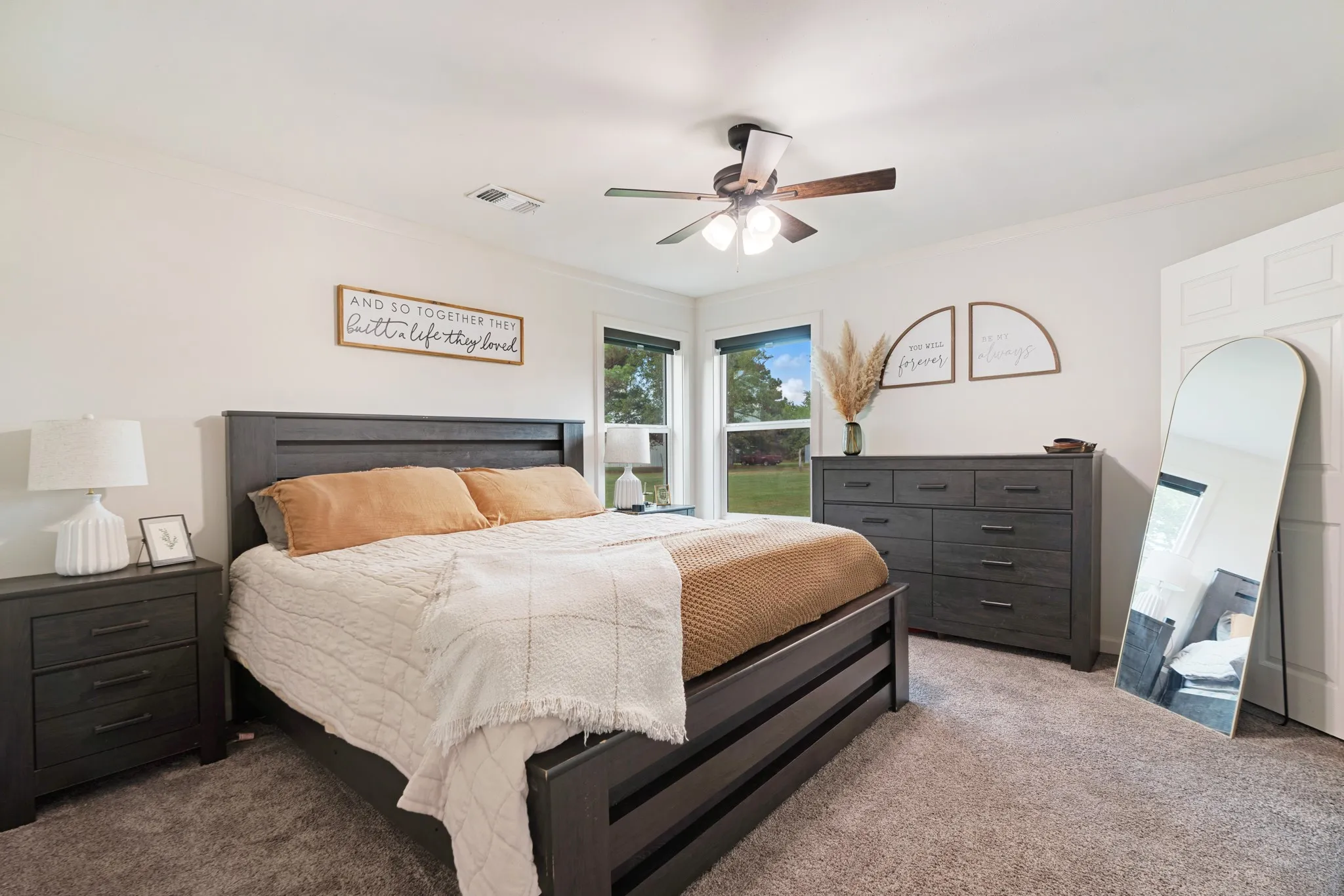 Single Family Residence For Sale in Lamar County , 4237 FARM ROAD 196, Pattonville, Texas 75468, 4 Bedroom, 2 Bathroom, Garage spaces, 1,871 Sqft, built in 1990, Price $339,900, mls#21352279, Real Estate Agent in Pattonville, Homes For Sale in Lamar county, Homes For Sale in Pattonville, Realtor in Pattonville Texas, Real Estate Brokerage Independent Realty Texas, Luminita Cordes Realtor