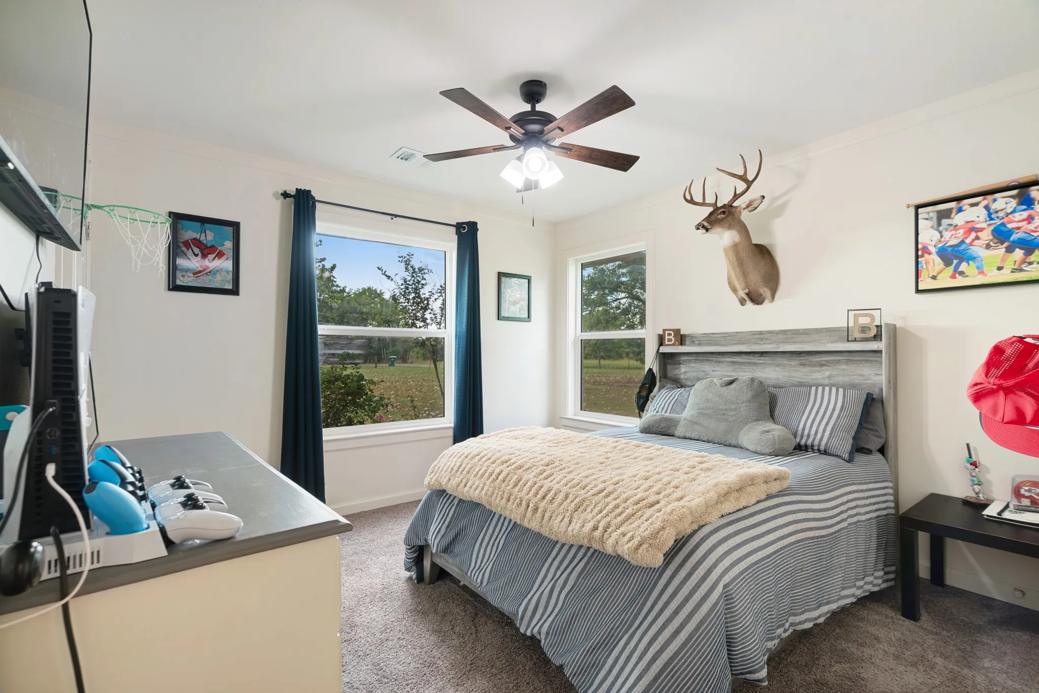 Single Family Residence For Sale in Lamar County , 4237 FARM ROAD 196, Pattonville, Texas 75468, 4 Bedroom, 2 Bathroom, Garage spaces, 1,871 Sqft, built in 1990, Price $339,900, mls#21352279, Real Estate Agent in Pattonville, Homes For Sale in Lamar county, Homes For Sale in Pattonville, Realtor in Pattonville Texas, Real Estate Brokerage Independent Realty Texas, Luminita Cordes Realtor