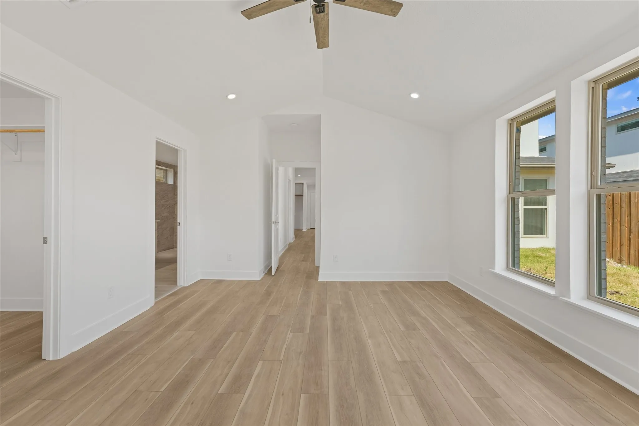 Single Family Residence For Rent in Dallas County , 3786 Wenatche Drive, Dallas, Texas 75233, 4 Bedroom, 4 Bathroom, 2 Garage spaces, 2,907 Sqft, built in 2024, mls#21357384, Real Estate Agent in Dallas, Homes For Rent in Dallas county, Homes For Rent in Dallas, Realtor in Dallas Texas, Real Estate Brokerage Independent Realty Texas, Luminita Cordes Realtor
