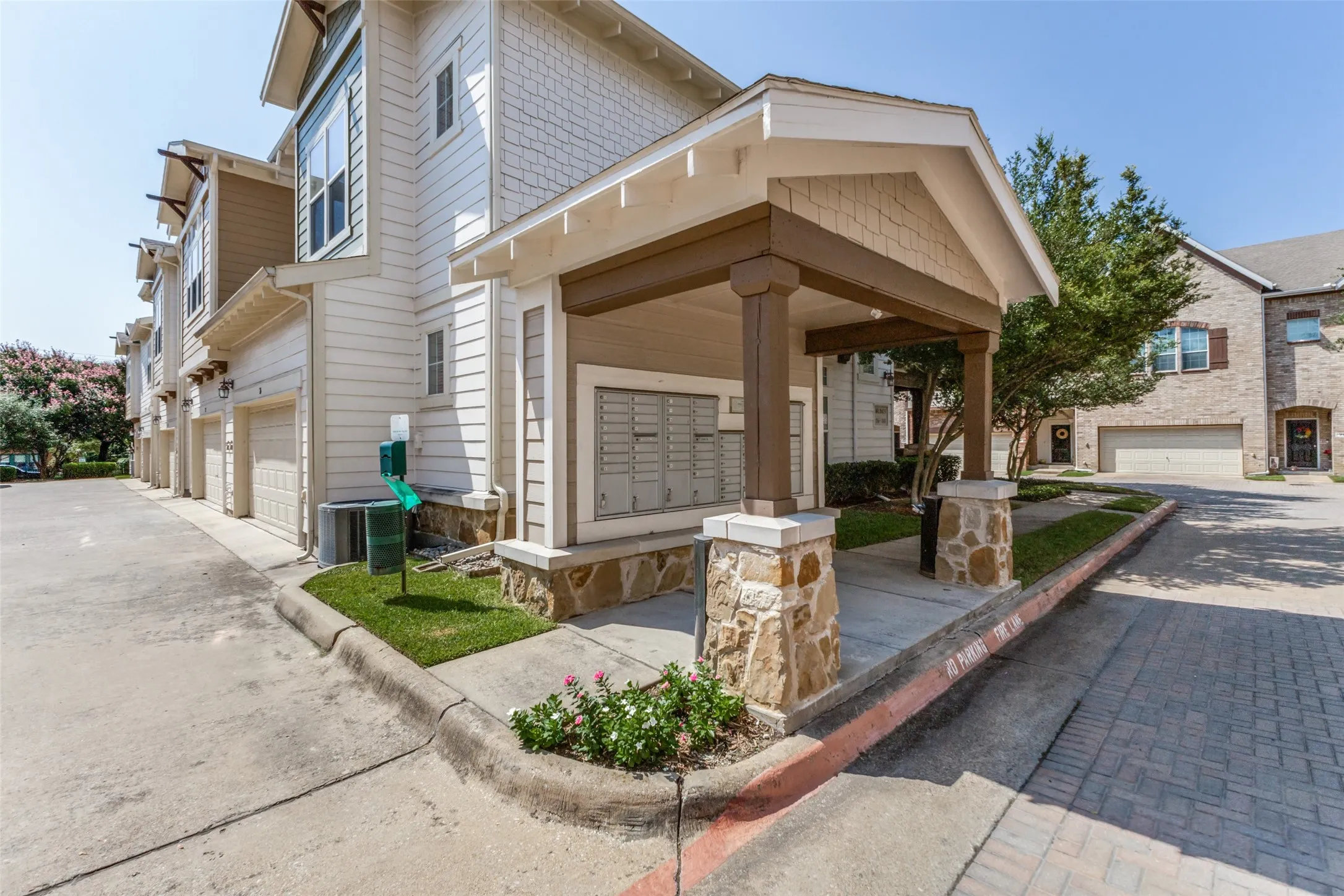 Outdoor area for pets/mailboxes