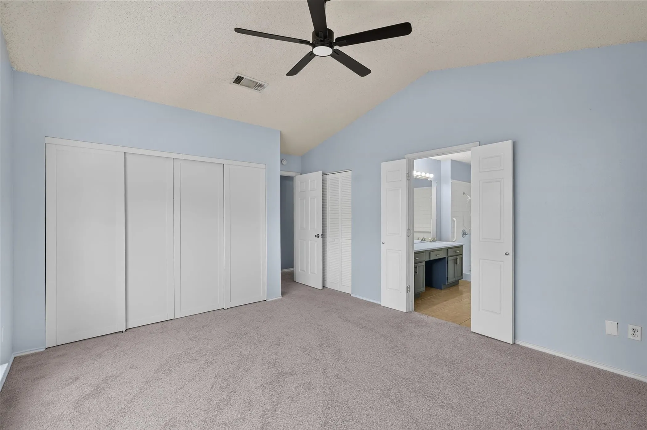 Single Family Residence For Sale in Dallas County , 1809 Smokey Mountain Trail, Mesquite, Texas 75149, 3 Bedroom, 2 Bathroom, 2 Garage spaces, 1,429 Sqft, built in 1985, mls#21358400, Real Estate Agent in Mesquite, Homes For Sale in Dallas county, Homes For Sale in Mesquite, Realtor in Mesquite Texas, Real Estate Brokerage Independent Realty Texas, Luminita Cordes Realtor