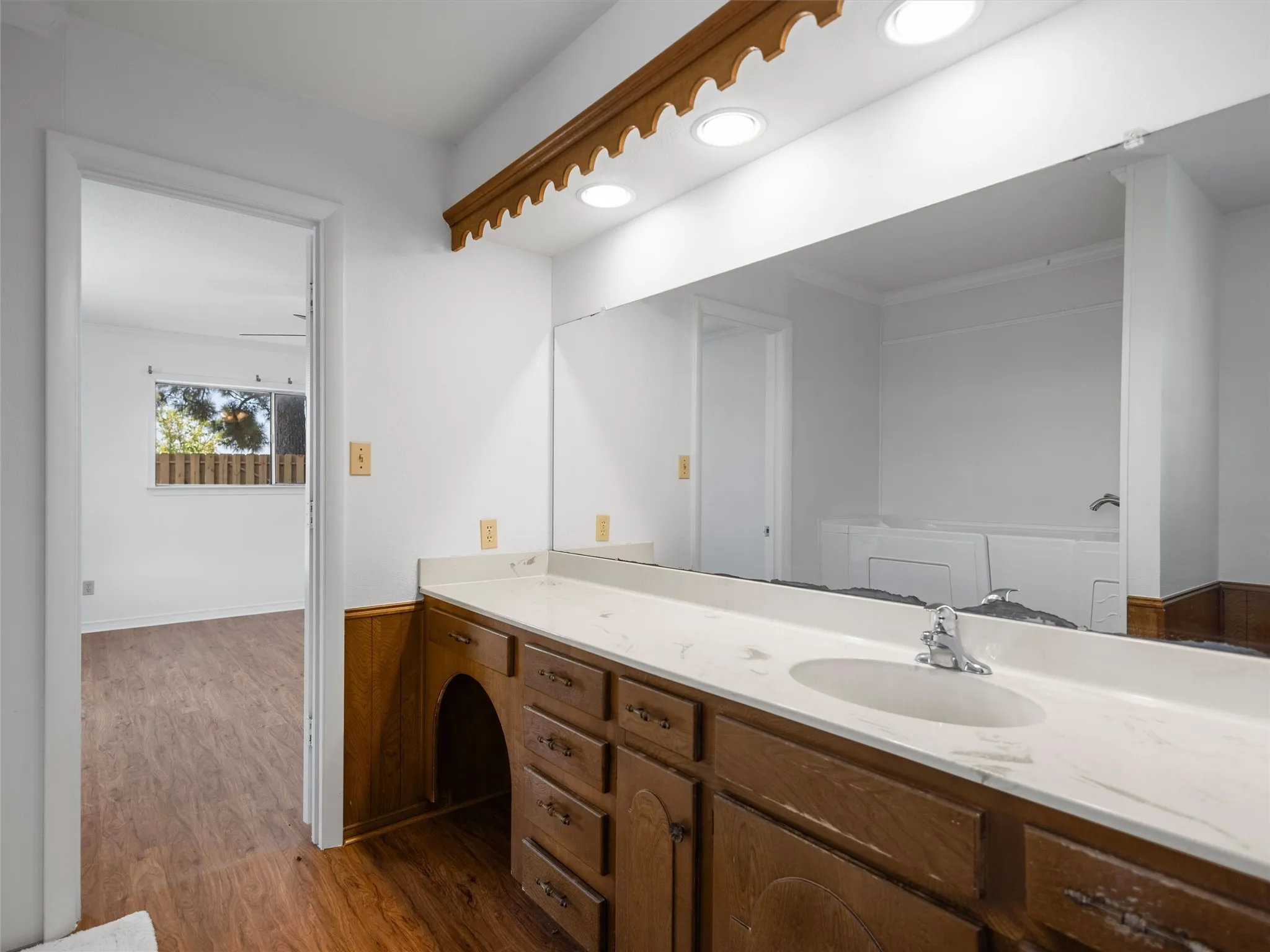 Single Family Residence For Sale in Upshur County , 2825 FM 1002, Big Sandy, Texas 75755, 3 Bedroom, 2 Bathroom, 2 Garage spaces, 2,222 Sqft, built in 1975, Price $299,900, mls#21358607, Real Estate Agent in Big Sandy, Homes For Sale in Upshur county, Homes For Sale in Big Sandy, Realtor in Big Sandy Texas, Real Estate Brokerage Independent Realty Texas, Luminita Cordes Realtor