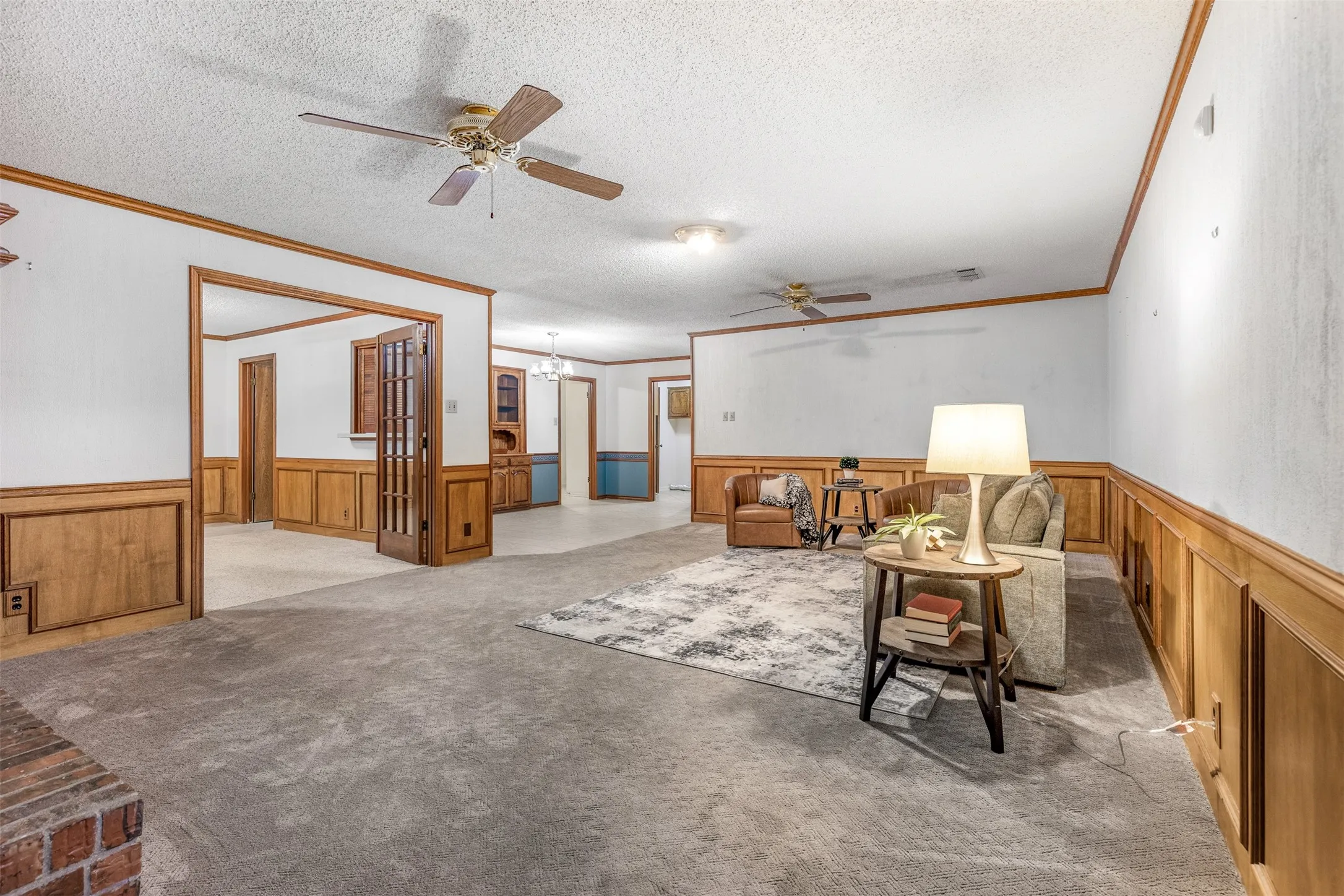 Single Family Residence For Sale in Grayson County , 1814 Sandra Drive, Sherman, Texas 75092, 4 Bedroom, 3 Bathroom, 2 Garage spaces, 3,001 Sqft, built in 1979, mls#21358158, Real Estate Agent in Sherman, Homes For Sale in Grayson county, Homes For Sale in Sherman, Realtor in Sherman Texas, Real Estate Brokerage Independent Realty Texas, Luminita Cordes Realtor