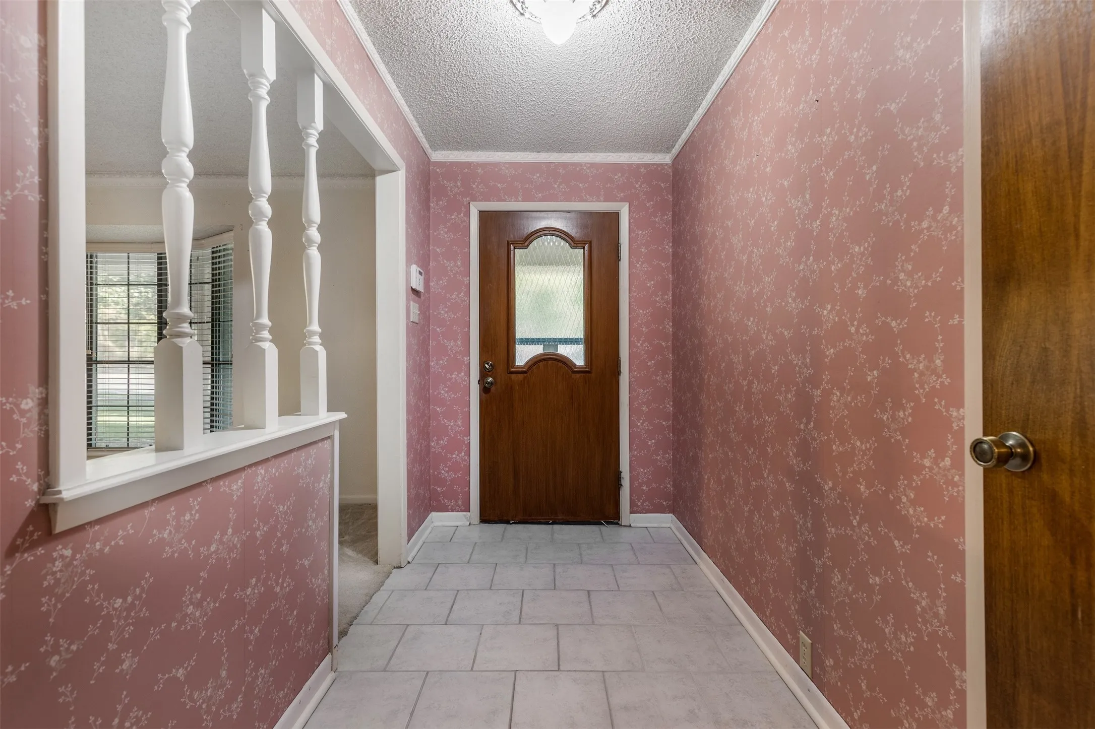 Single Family Residence For Sale in Grayson County , 1814 Sandra Drive, Sherman, Texas 75092, 4 Bedroom, 3 Bathroom, 2 Garage spaces, 3,001 Sqft, built in 1979, mls#21358158, Real Estate Agent in Sherman, Homes For Sale in Grayson county, Homes For Sale in Sherman, Realtor in Sherman Texas, Real Estate Brokerage Independent Realty Texas, Luminita Cordes Realtor