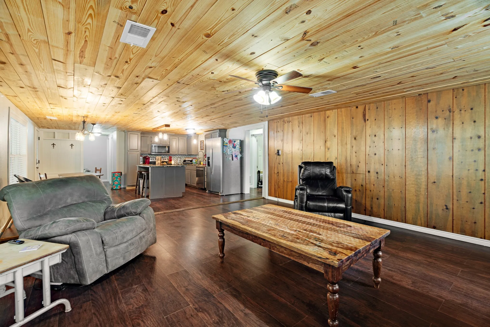 Single Family Residence For Sale in Delta County , 175 County Road 2032, Klondike, Texas 75448, 4 Bedroom, 2 Bathroom, Garage spaces, 2,312 Sqft, built in 0, mls#21358314, Real Estate Agent in Klondike, Homes For Sale in Delta county, Homes For Sale in Klondike, Realtor in Klondike Texas, Real Estate Brokerage Independent Realty Texas, Luminita Cordes Realtor
