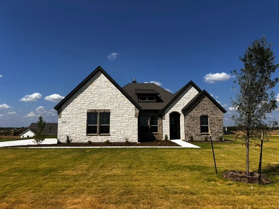 Single Family Residence For Sale in Wise County , 156 Hillview Trail, Decatur, Texas 76234, 4 Bedroom, 3 Bathroom, 3 Garage spaces, 2,686 Sqft, built in 2026, mls#21357755, Real Estate Agent in Decatur, Homes For Sale in Wise county, Homes For Sale in Decatur, Realtor in Decatur Texas, Real Estate Brokerage Independent Realty Texas, Luminita Cordes Realtor